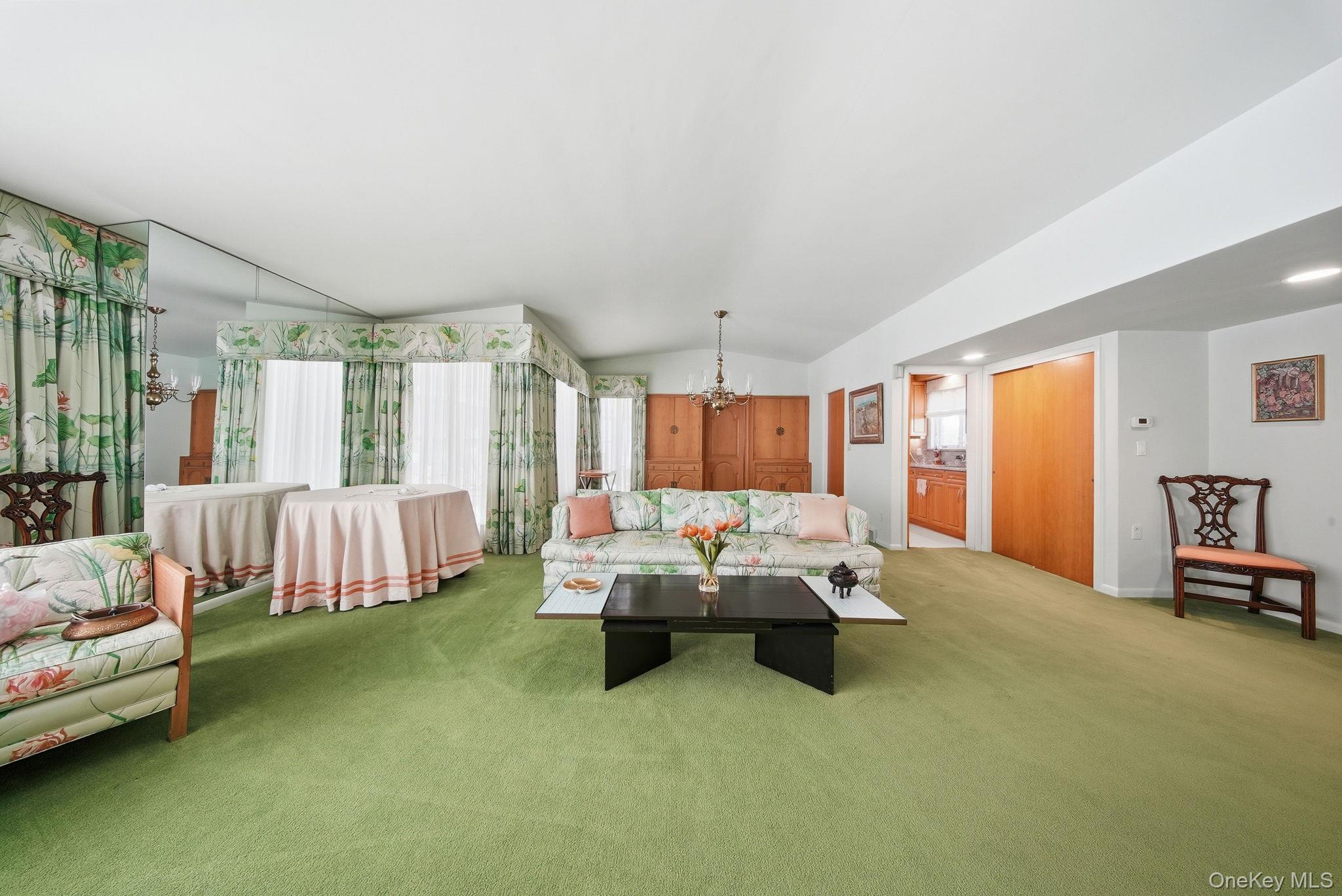 736 State Route 94 N, Warwick, NY 10990