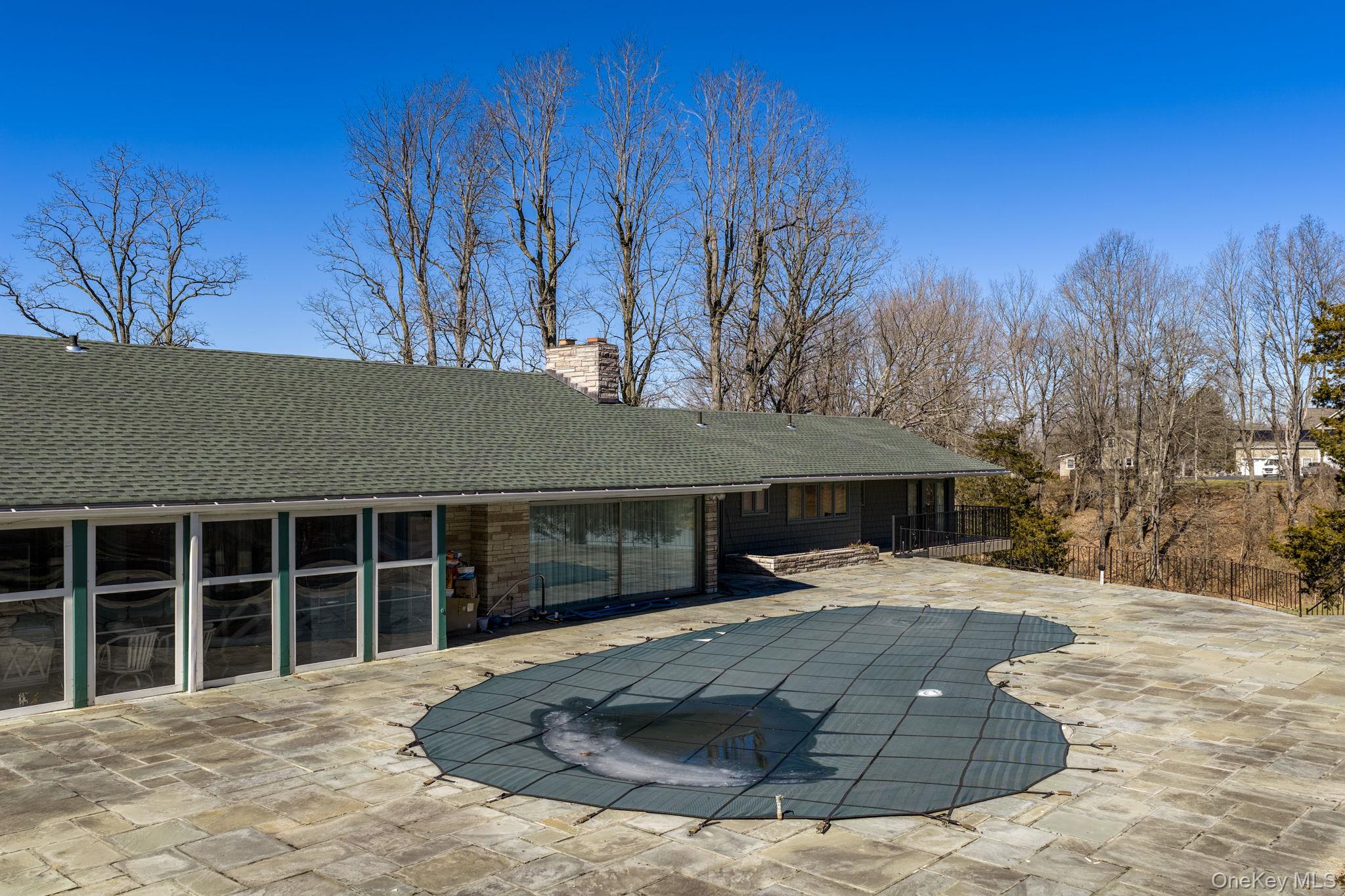 736 State Route 94 N, Warwick, NY 10990