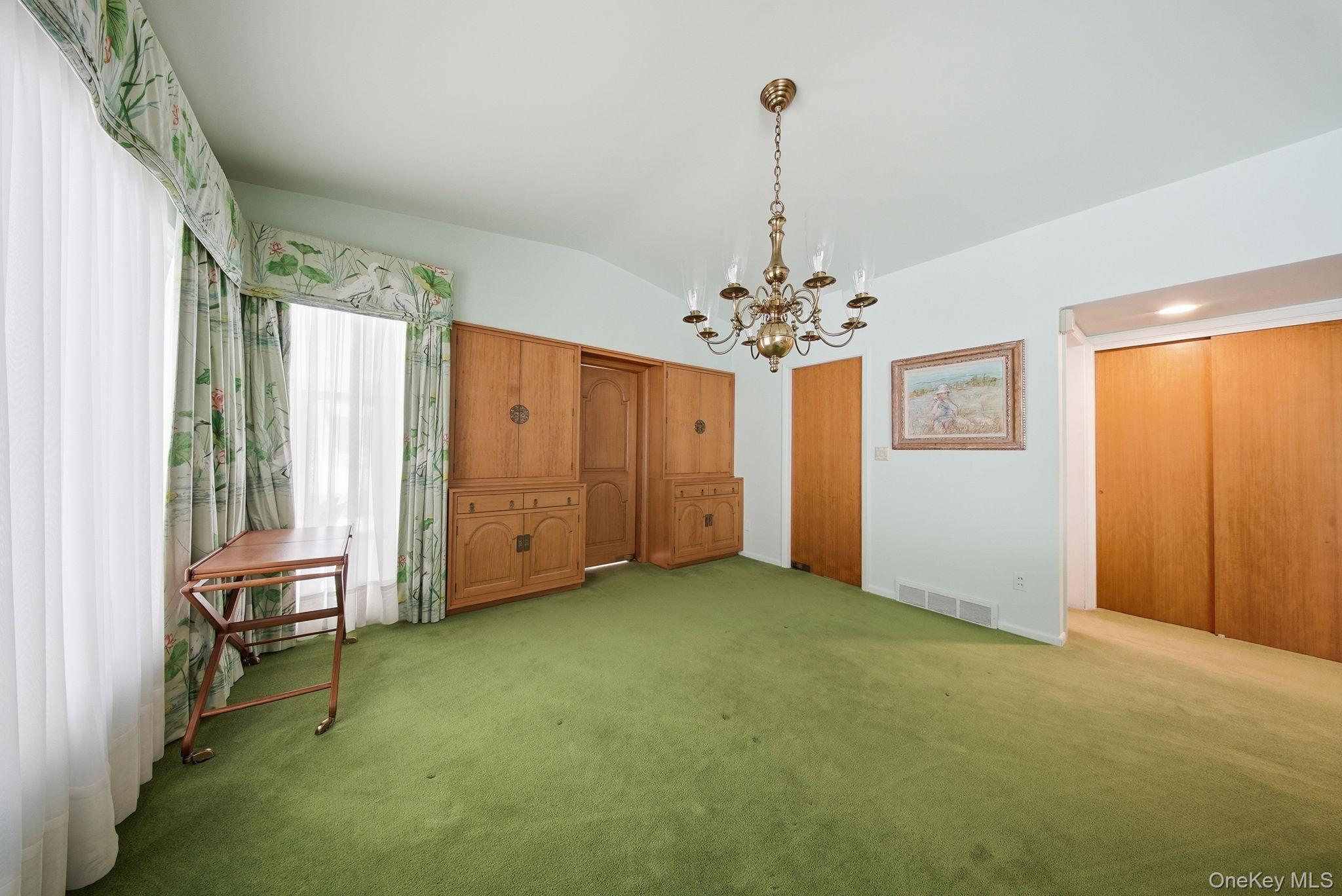 736 State Route 94 N, Warwick, NY 10990