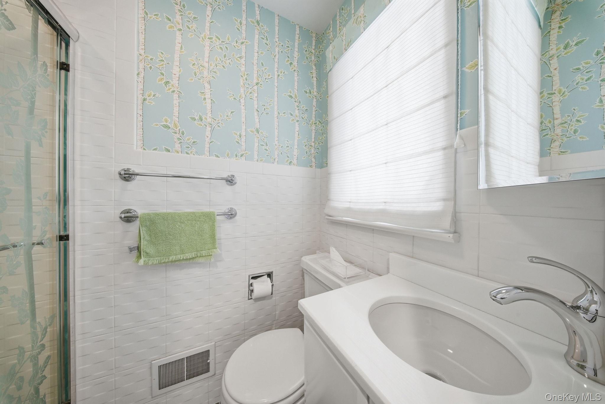 736 State Route 94 N, Warwick, NY 10990