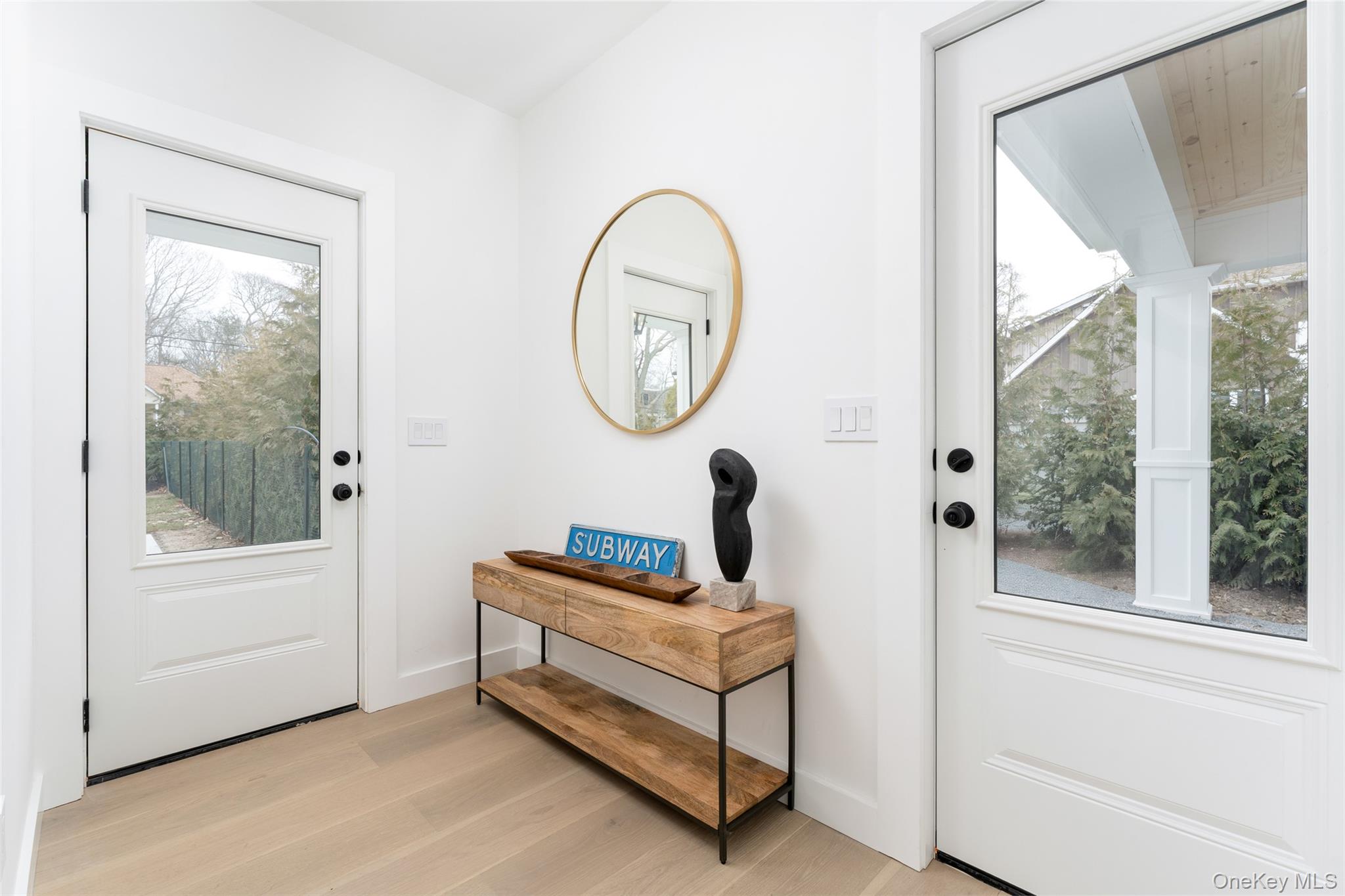 40 Waters Edge Road, Southampton, NY 11968