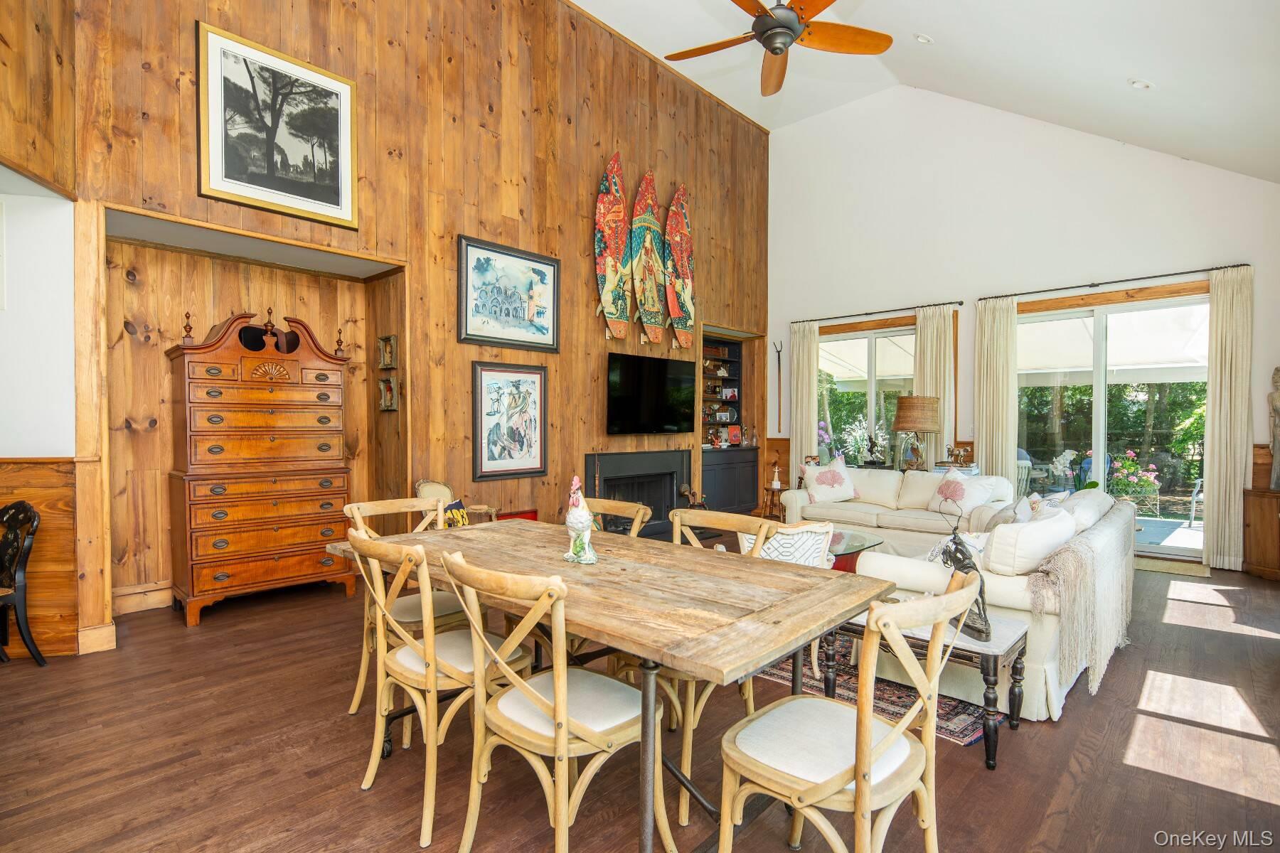 61 Huckleberry Lane, East Hampton, NY 11937