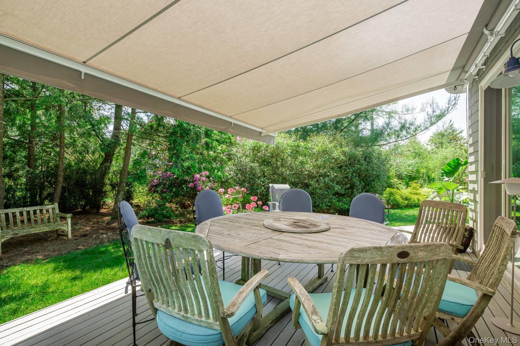 61 Huckleberry Lane, East Hampton, NY 11937