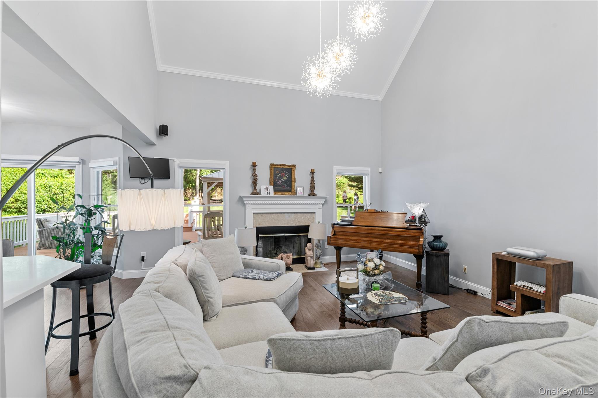 91 Bennetts Road, East Setauket, NY 11733