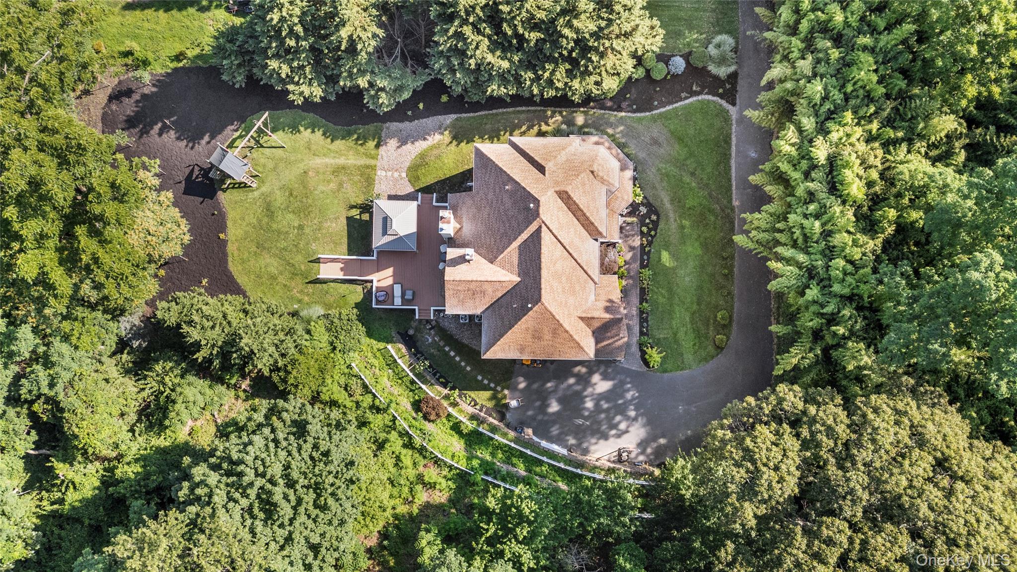 91 Bennetts Road, East Setauket, NY 11733