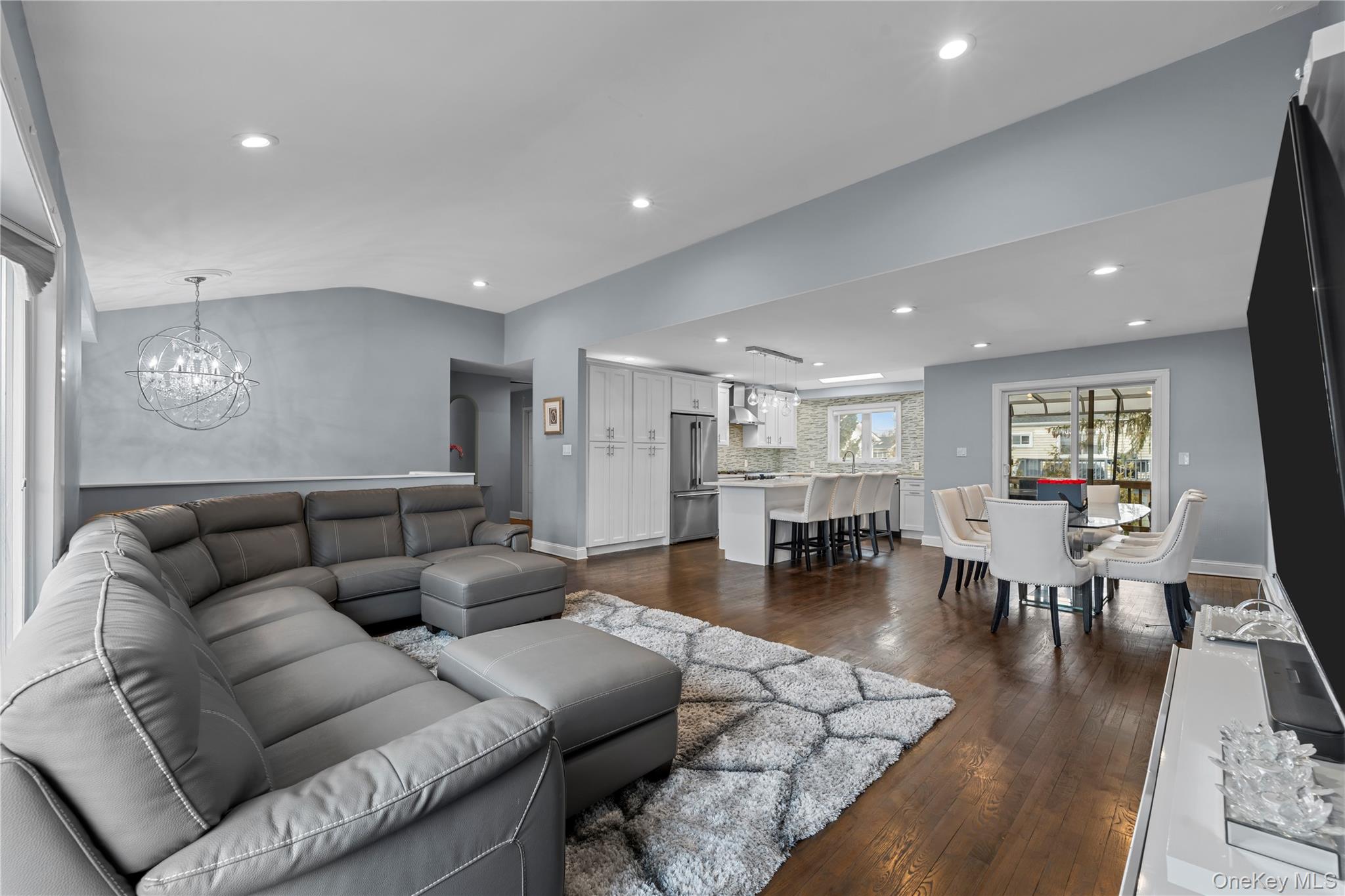 2812 Covered Bridge Road, Merrick, NY 11566