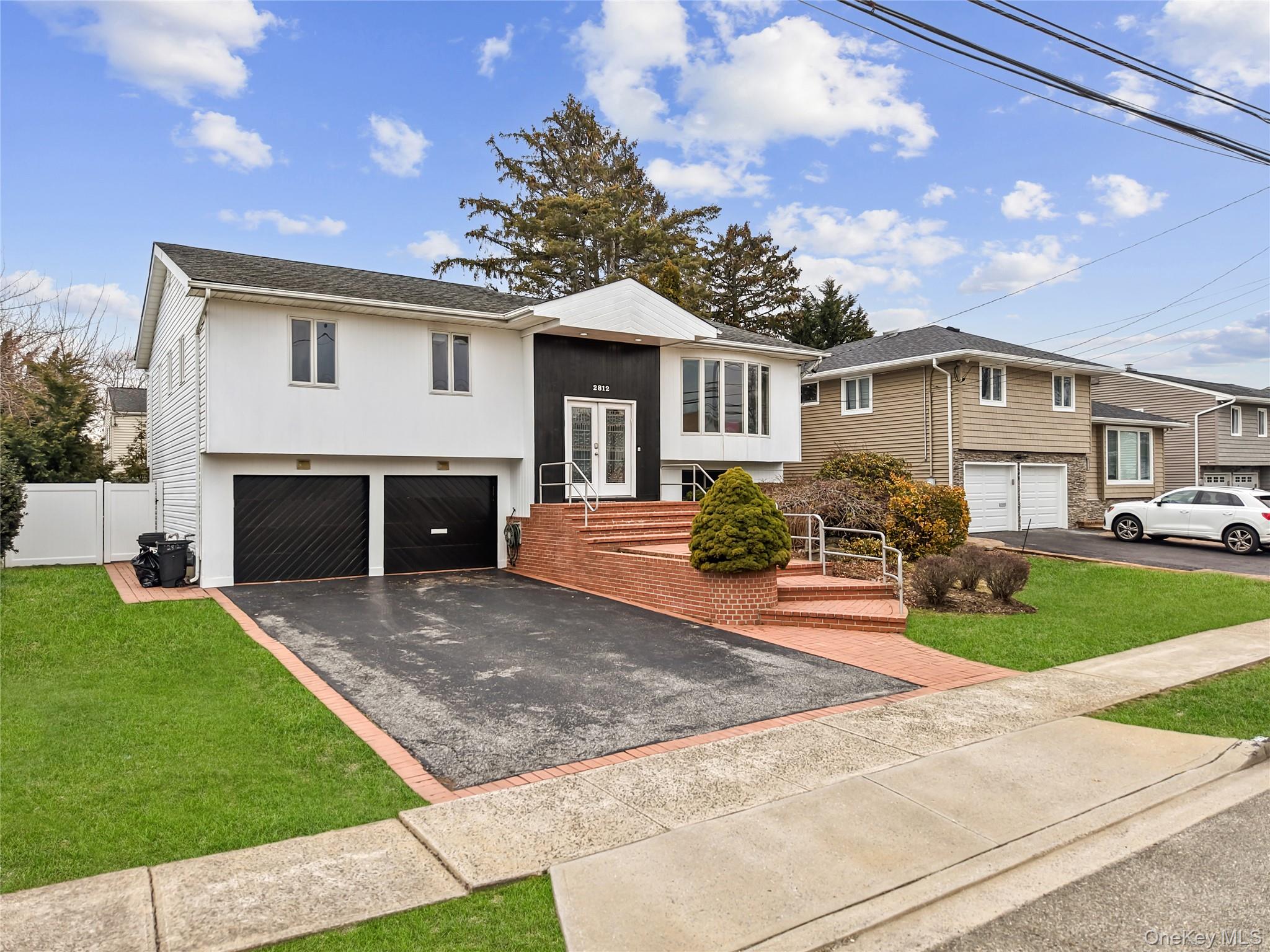 2812 Covered Bridge Road, Merrick, NY 11566