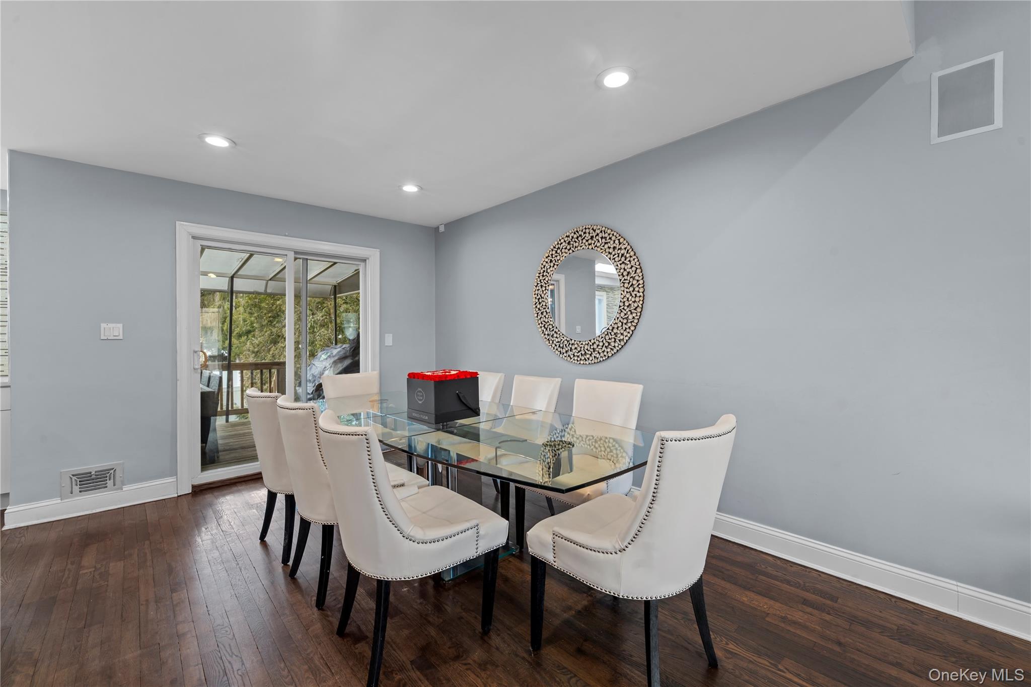 2812 Covered Bridge Road, Merrick, NY 11566