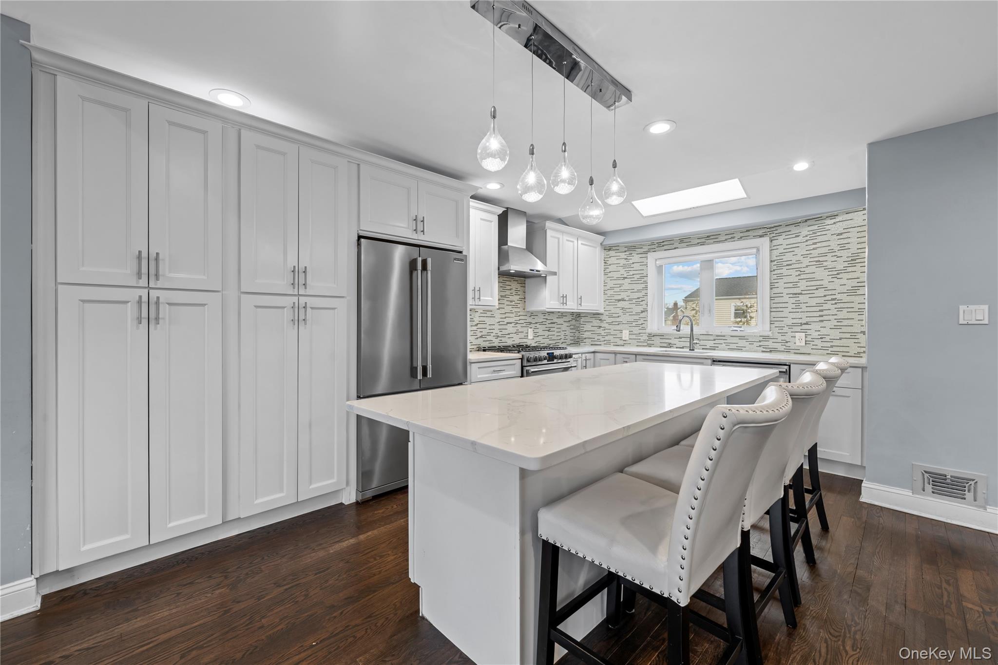 2812 Covered Bridge Road, Merrick, NY 11566