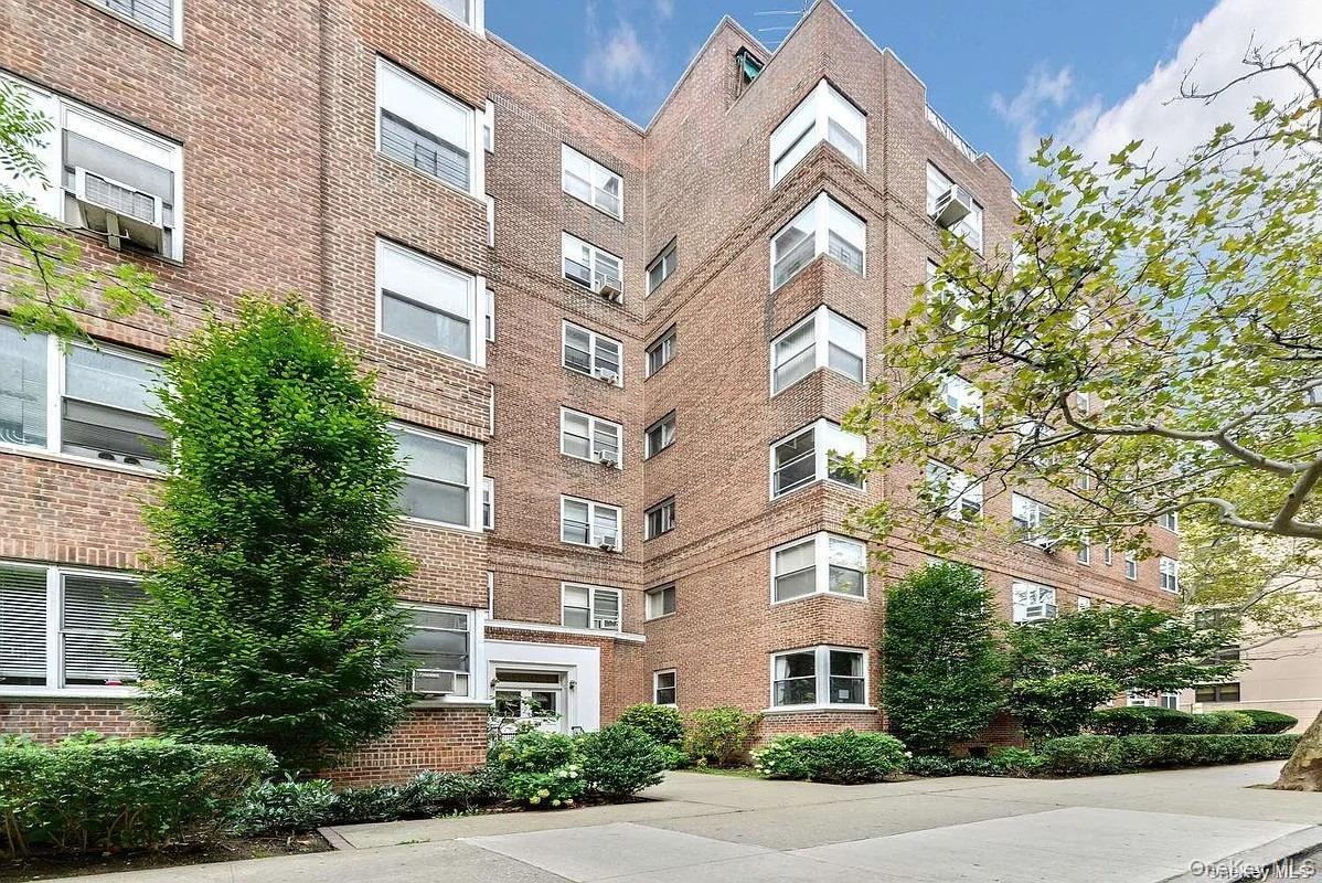 71-36 110th Street # 6H, Forest Hills, NY 11375