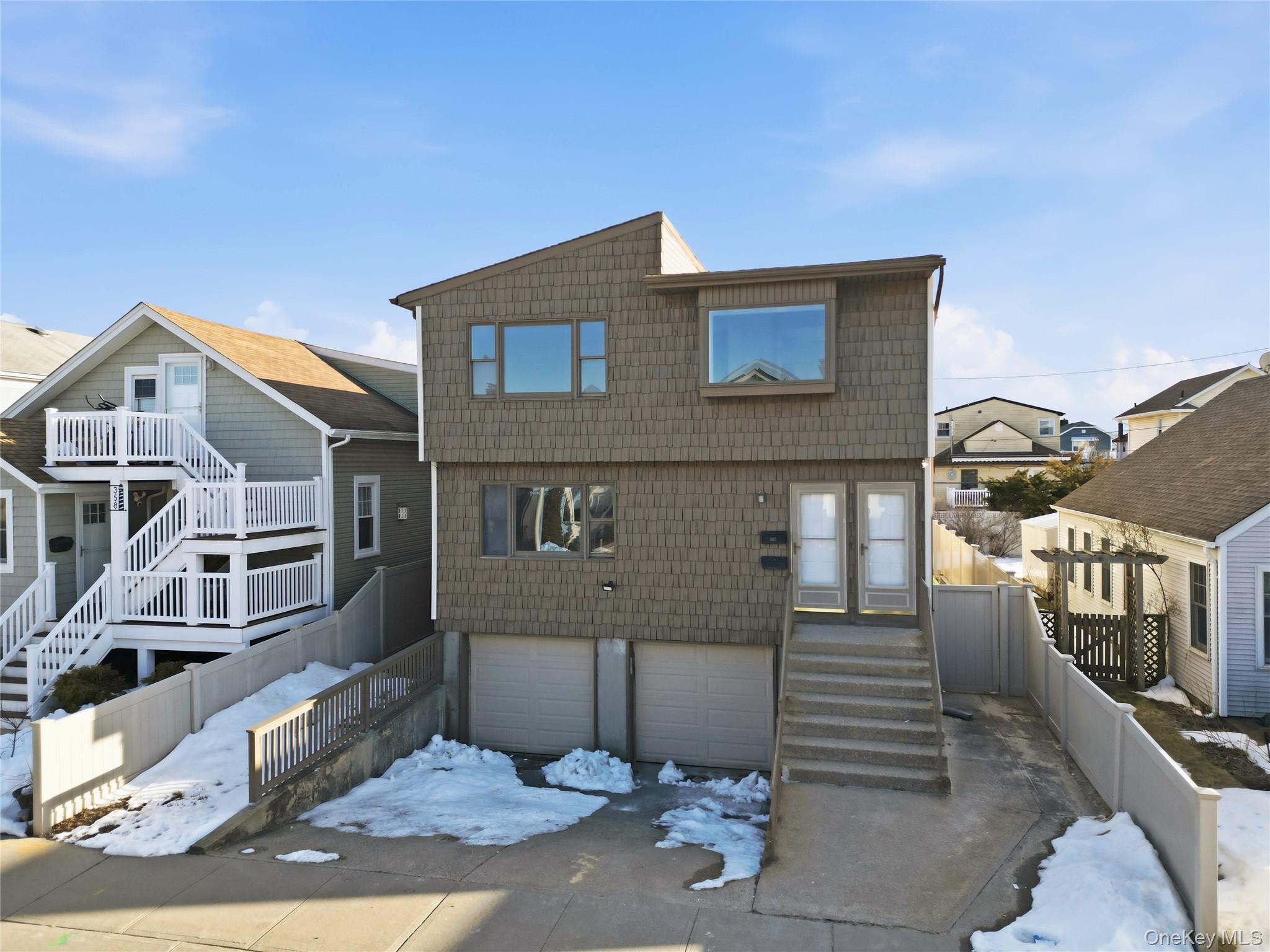 360 W Fulton Street # lower, Long Beach, NY 11561