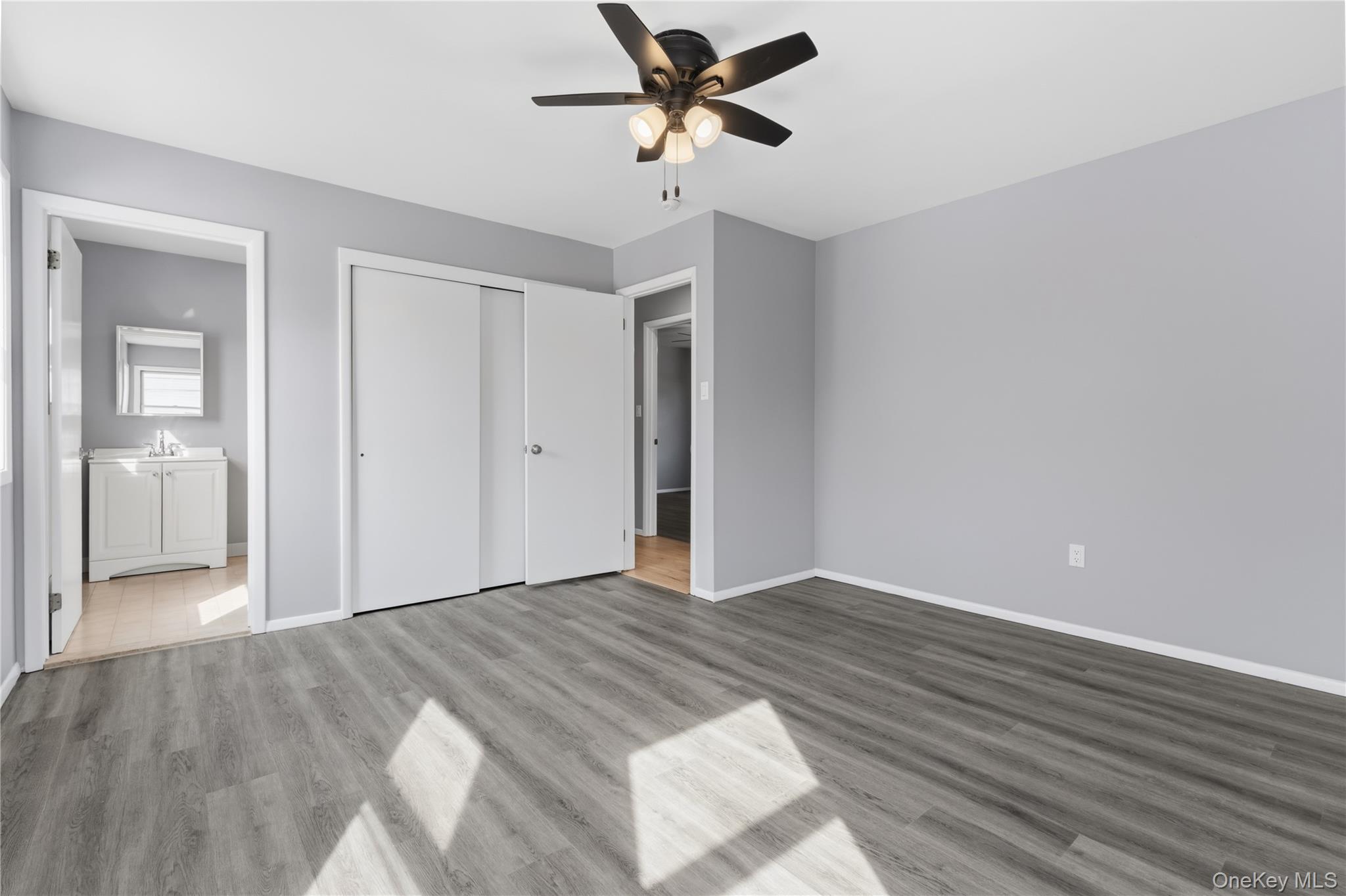 360 W Fulton Street # lower, Long Beach, NY 11561