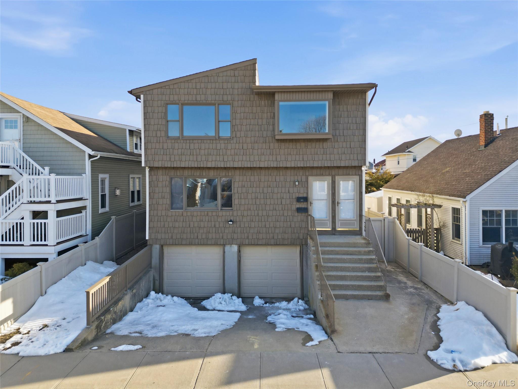 360 W Fulton Street # lower, Long Beach, NY 11561