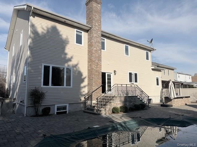 316 Roxbury Road S, Garden City, NY 11530