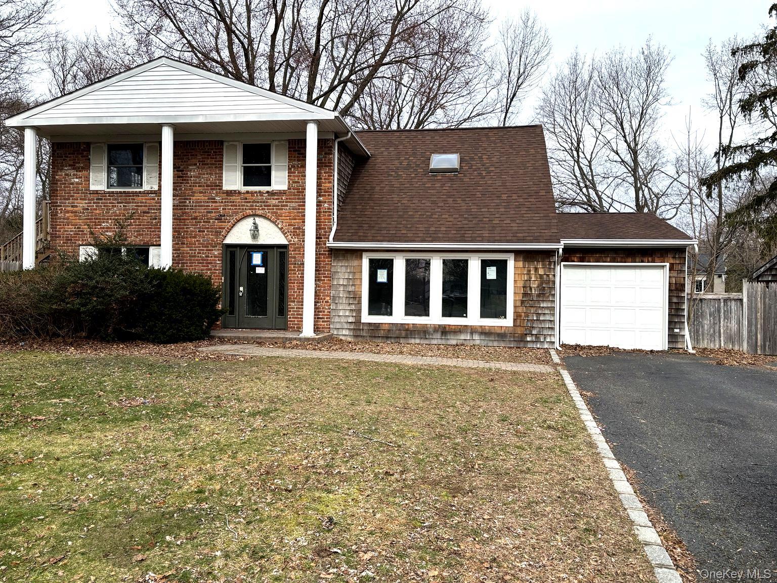 4 Vale Court, Mount Sinai, NY 11766