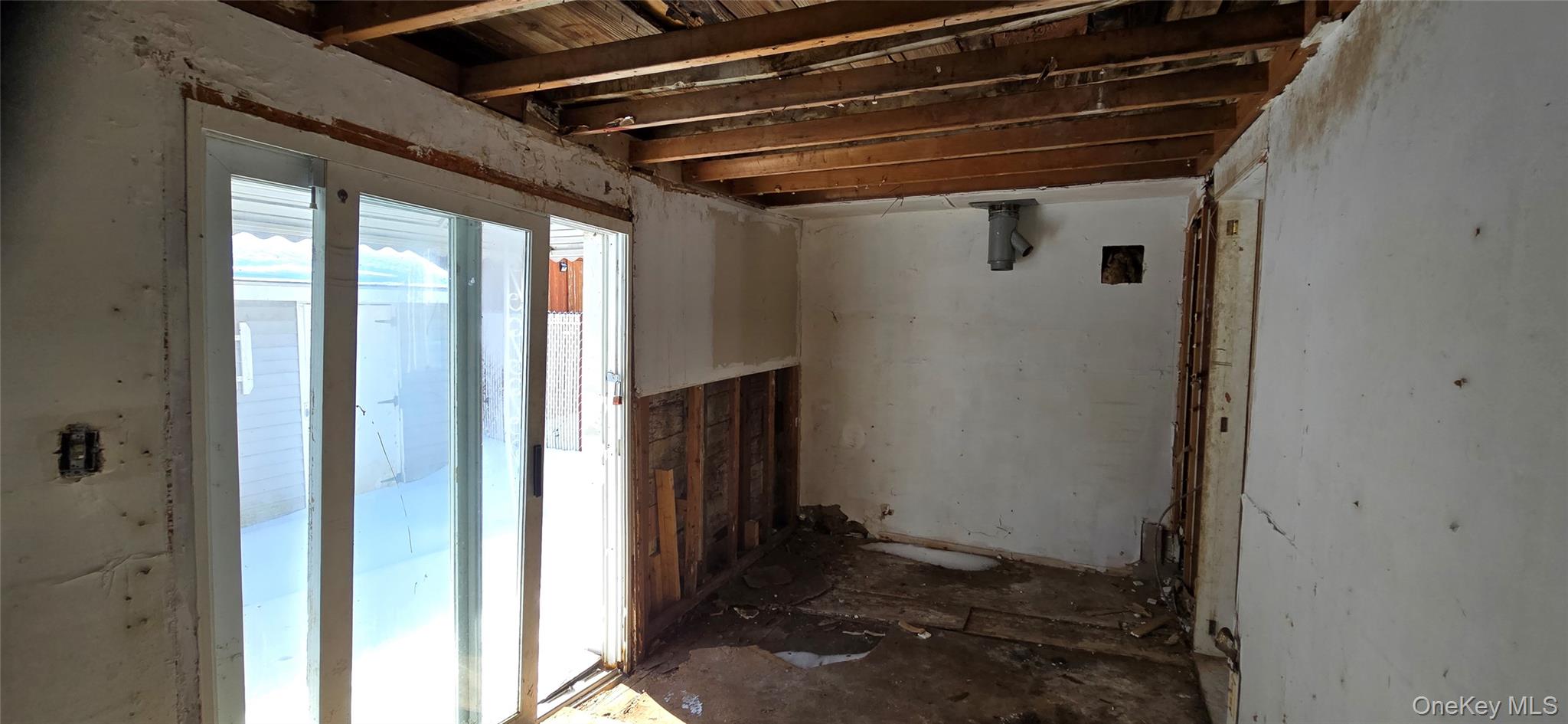 9960 164th Road, Howard Beach, NY 11414