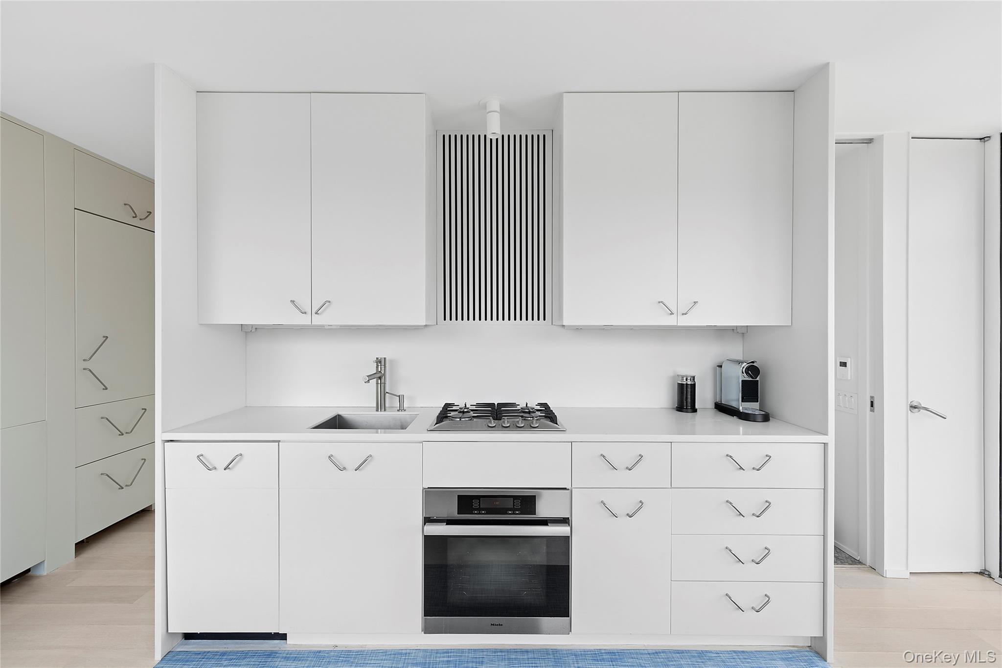 9 Ocean Lane, Amagansett, NY 11930