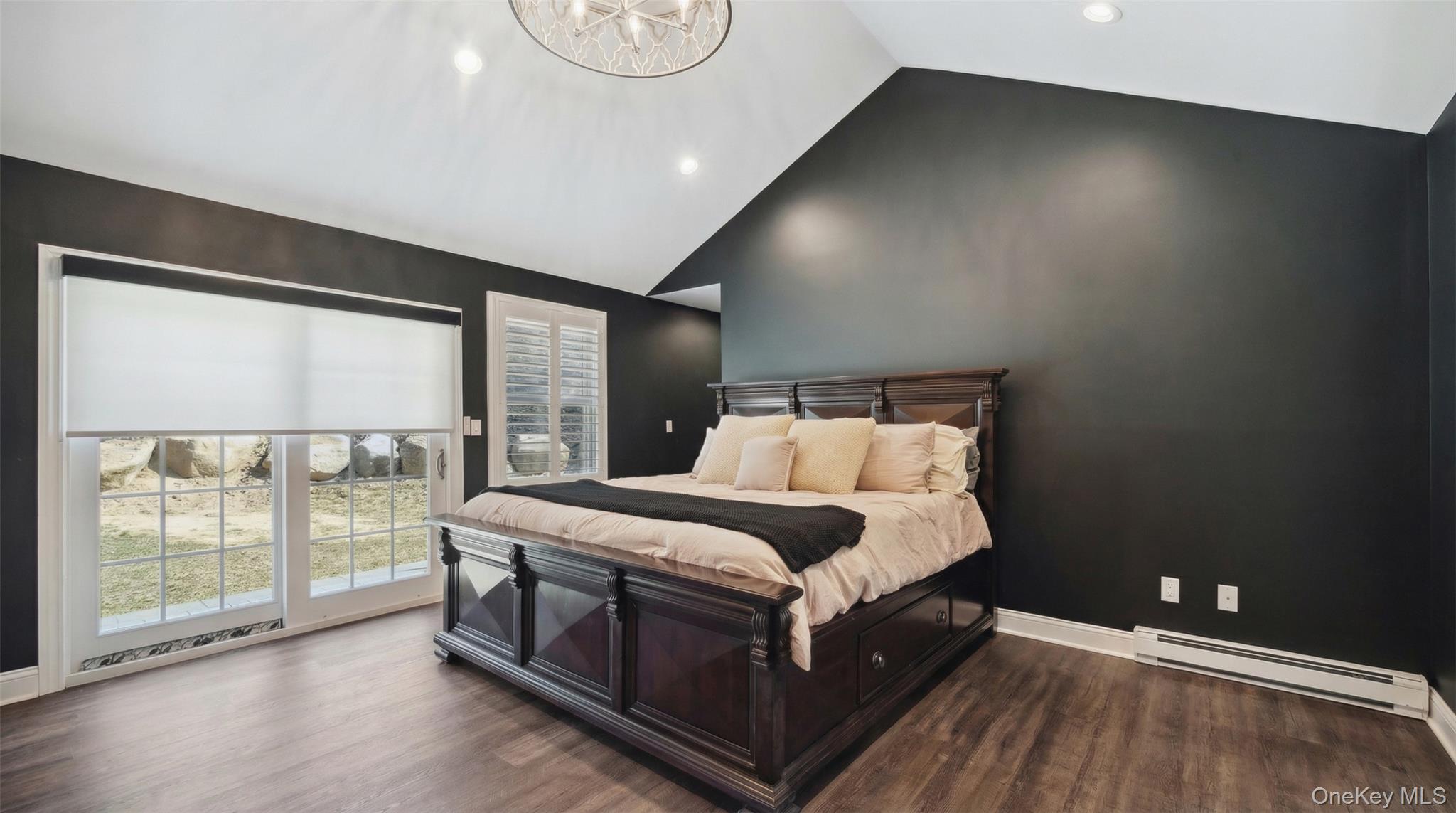 1 Valley Avenue, Smithtown, NY 11787