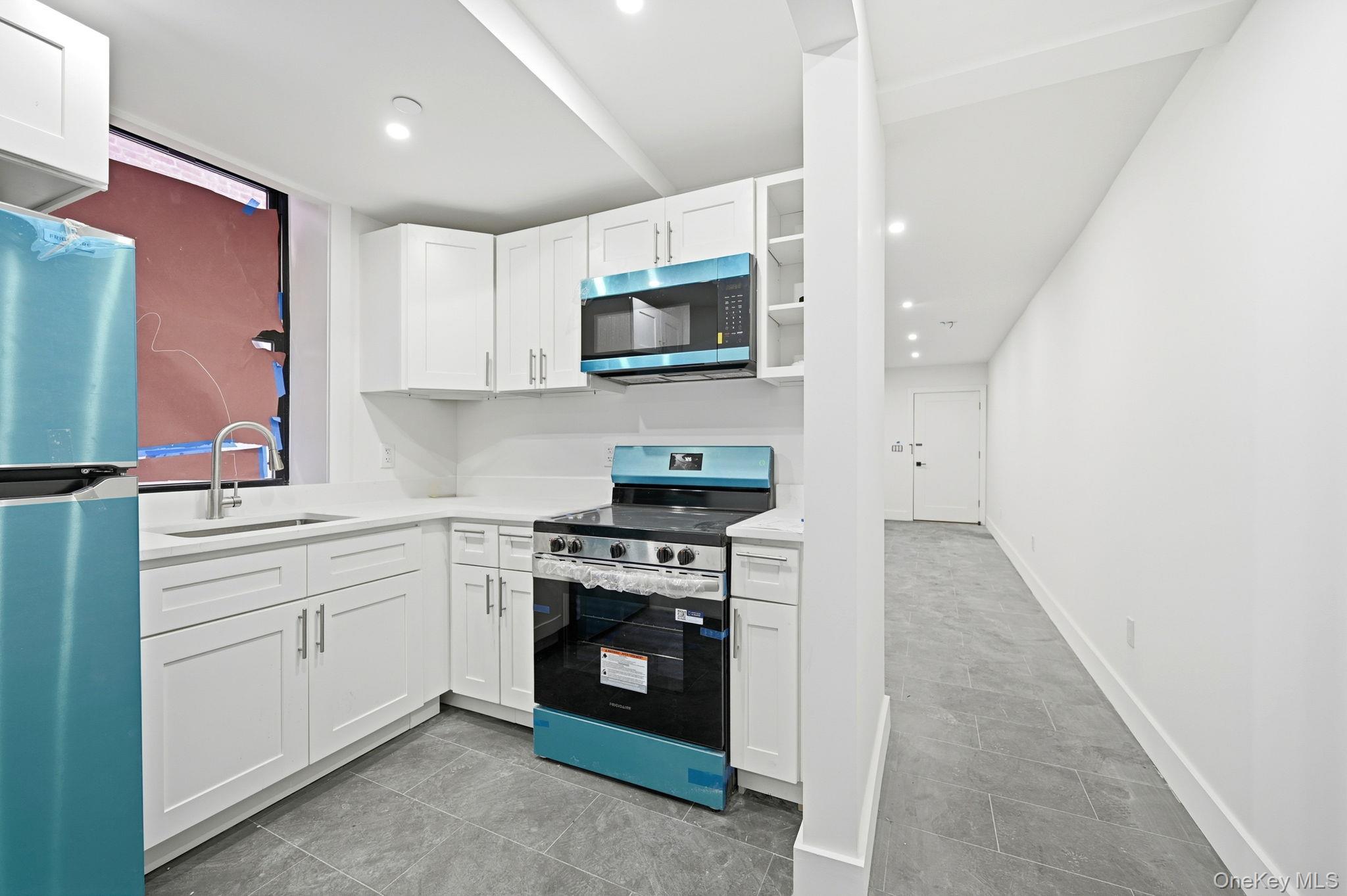 2152 Muliner Avenue, Bronx, NY 10462