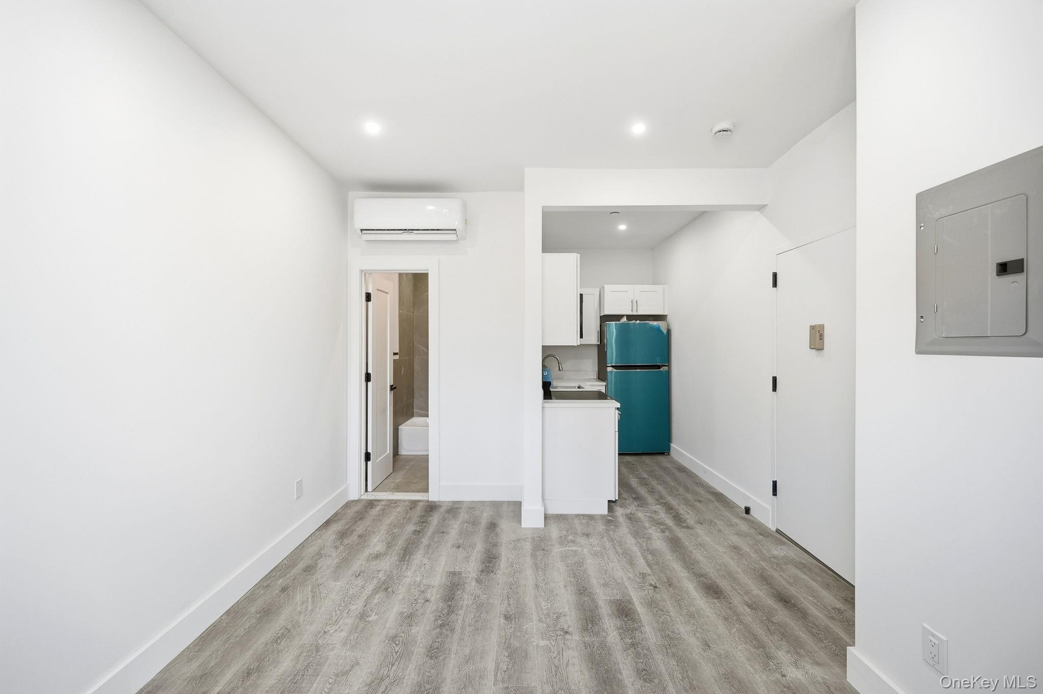 2152 Muliner Avenue, Bronx, NY 10462