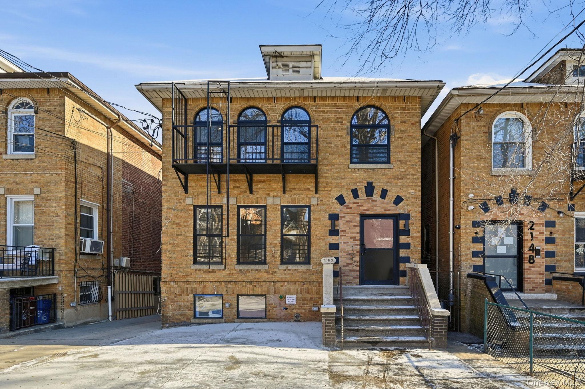 2152 Muliner Avenue, Bronx, NY 10462