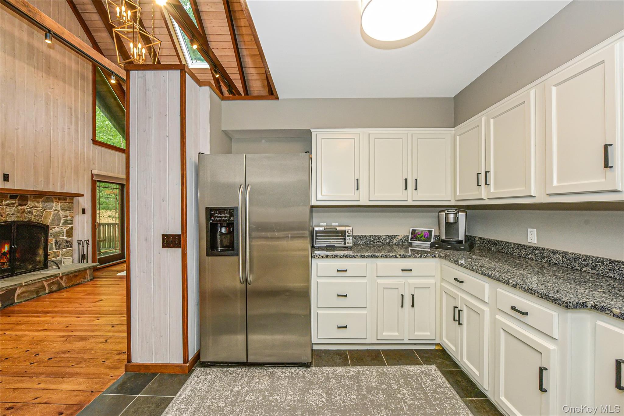 150 Copeces Lane, East Hampton, NY 11937