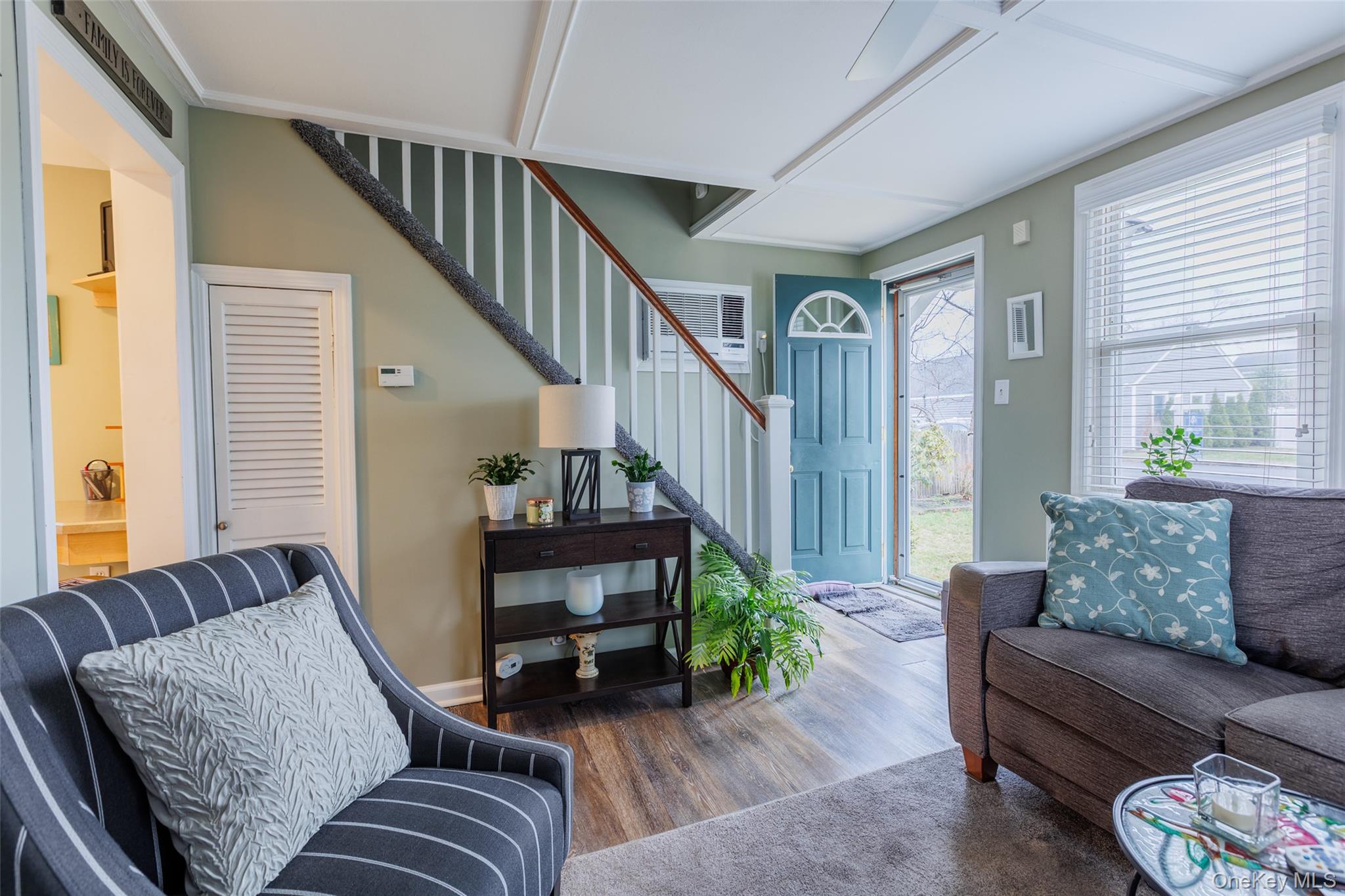 5 Wall Street, East Islip, NY 11730