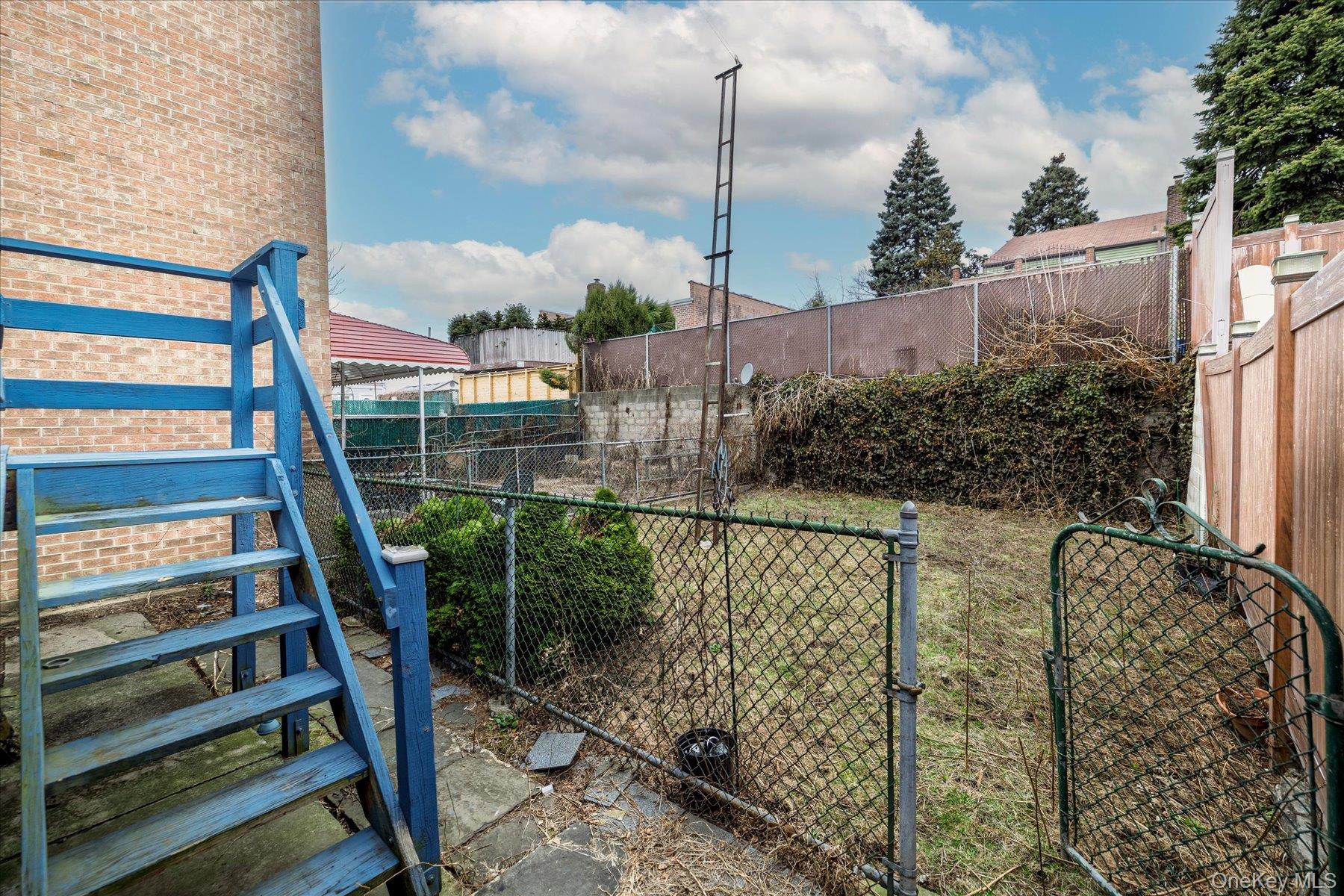 6019 60th Drive, Maspeth, NY 11378