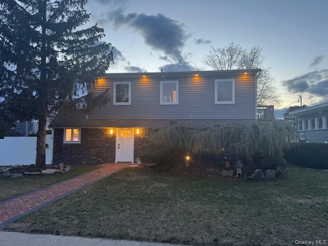 48 Ripple Lane, Levittown, NY 11756