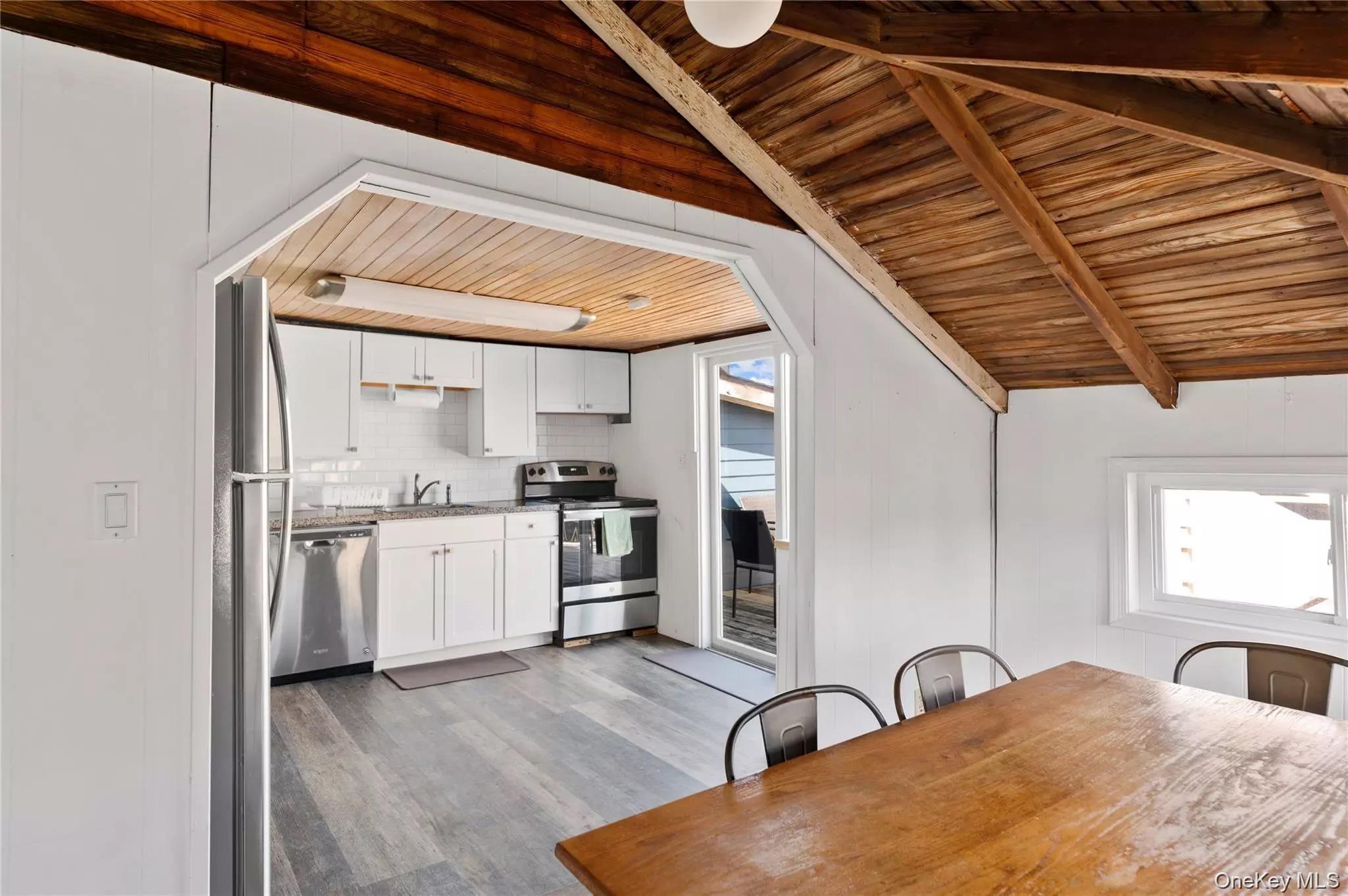 597 Bayberry Walk, Ocean Beach, NY 11770