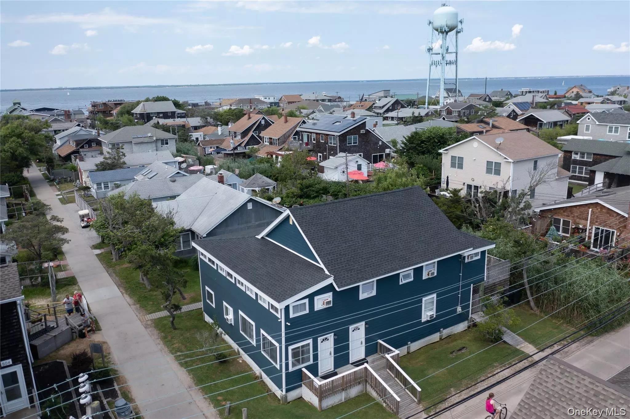 597 Bayberry Walk, Ocean Beach, NY 11770