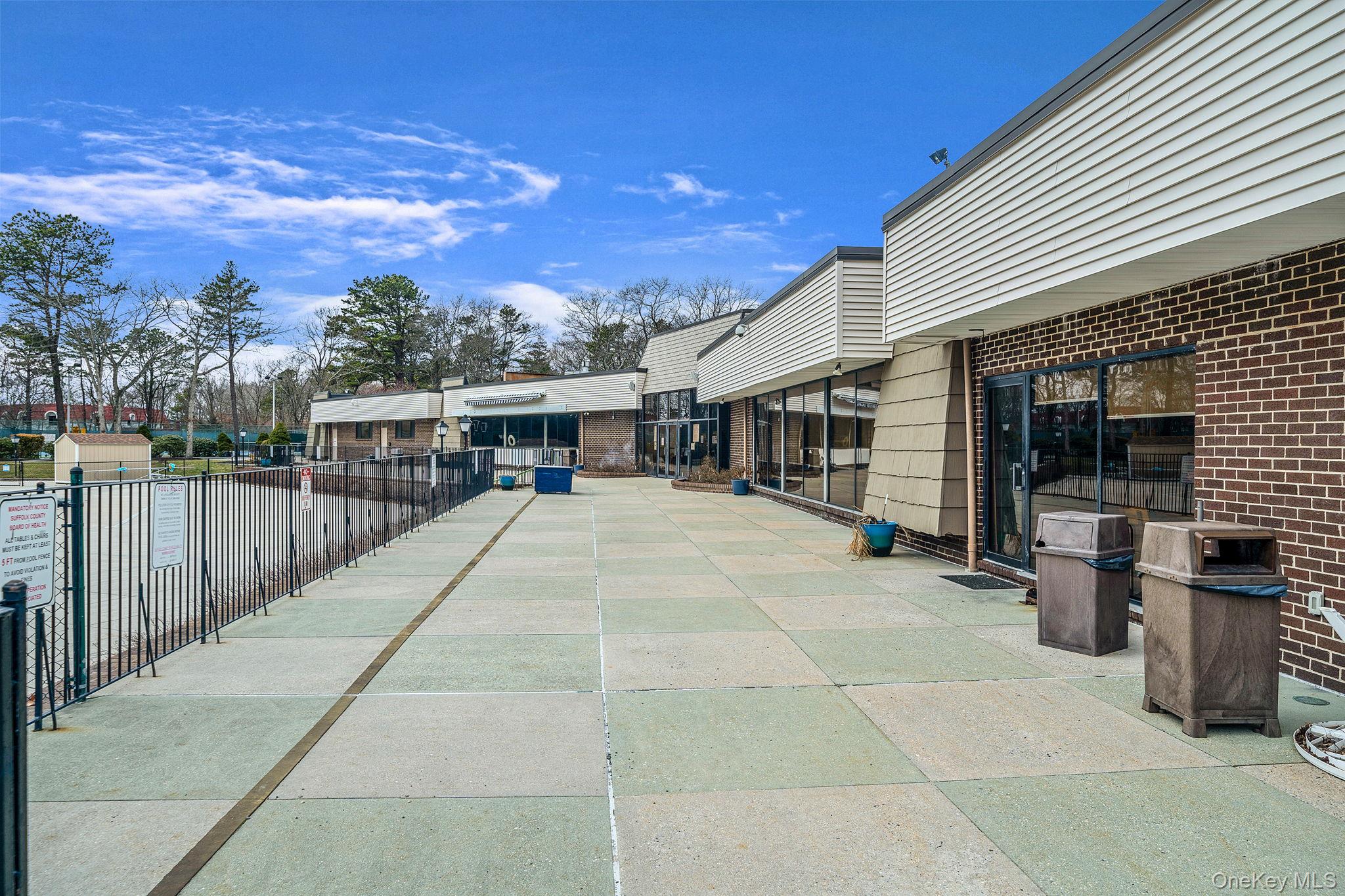 842 Golf Lane, Medford, NY 11763