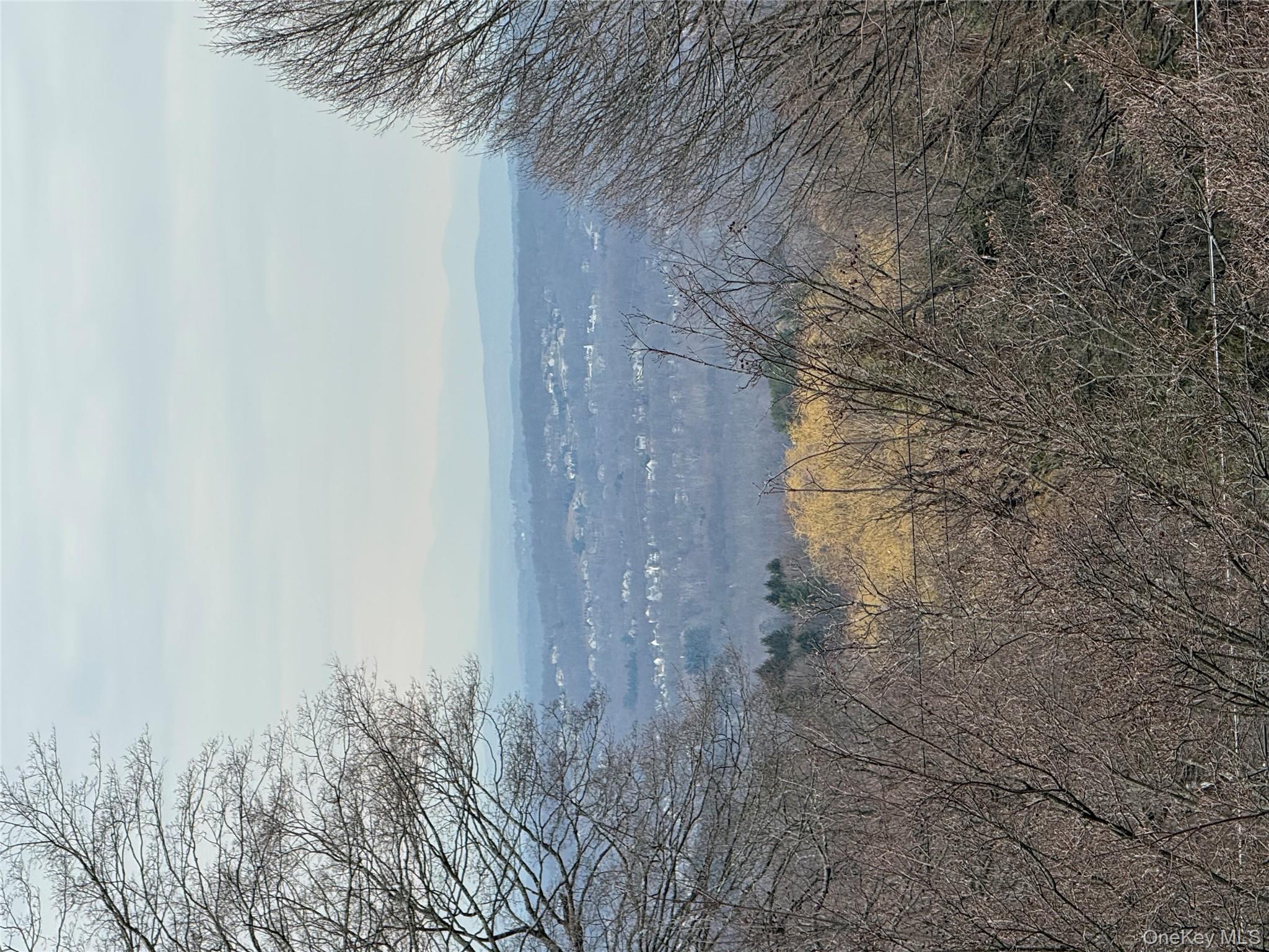 128 Lookout Pass, Stormville, NY 12582