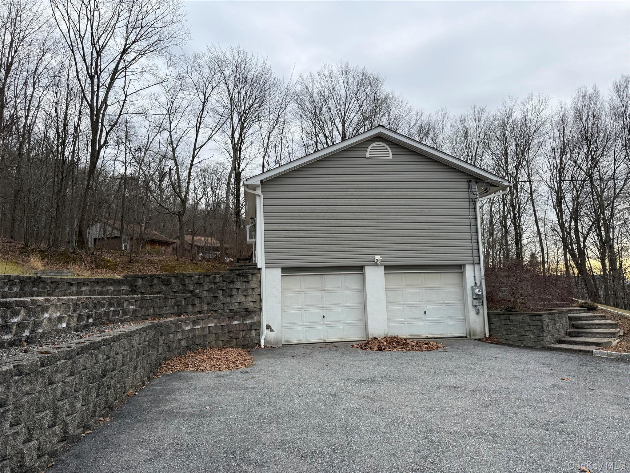 128 Lookout Pass, Stormville, NY 12582