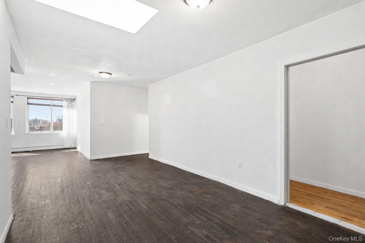 747 E 213th Street, Bronx, NY 10467