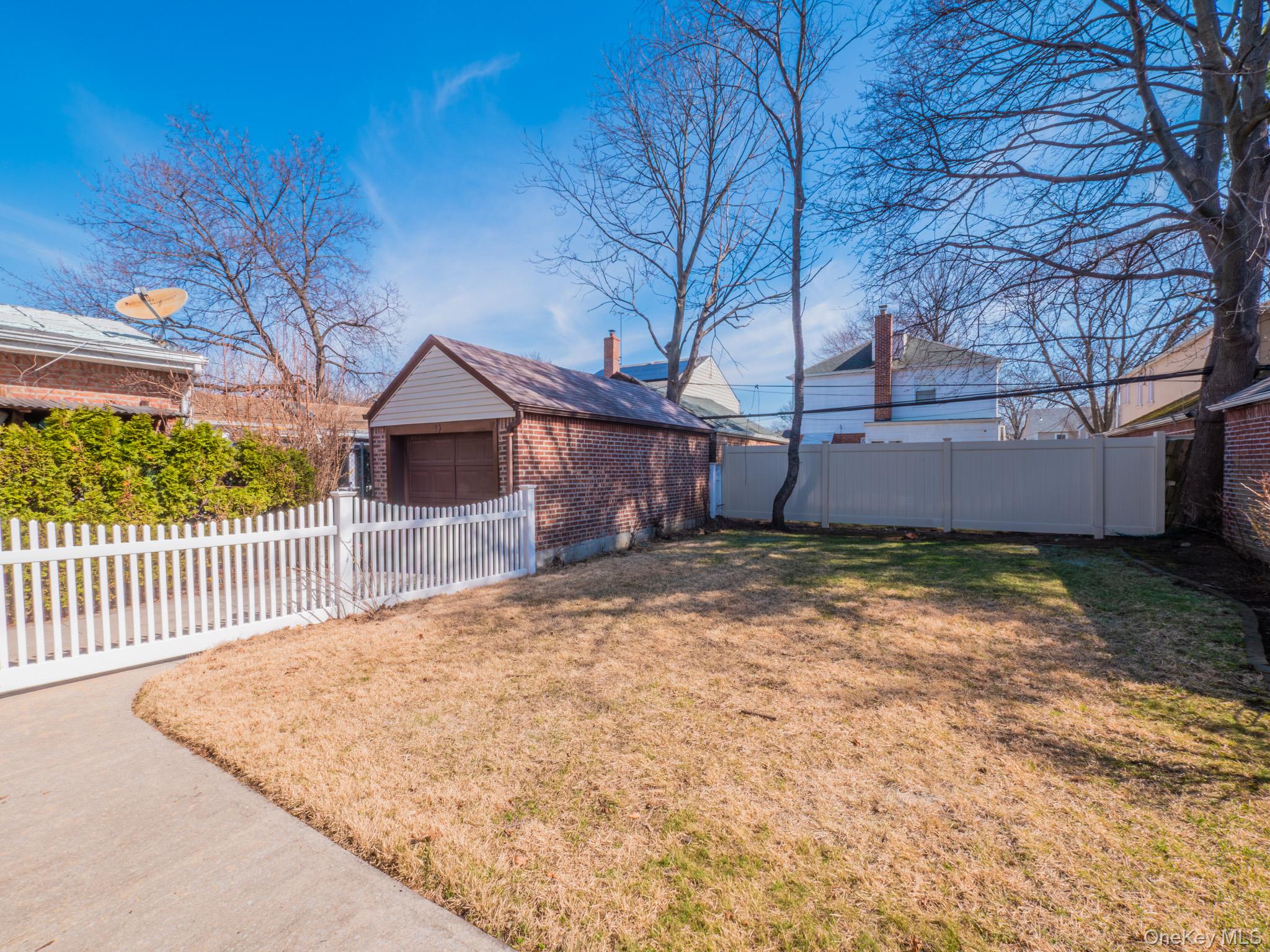 7363 195th Street, Fresh Meadows, NY 11366