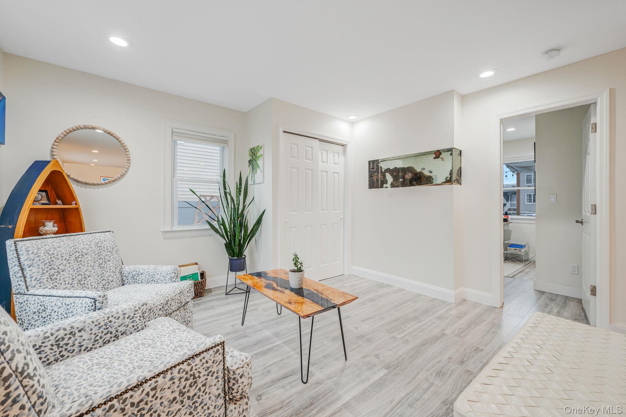 677 S 9th Street, Lindenhurst, NY 11757