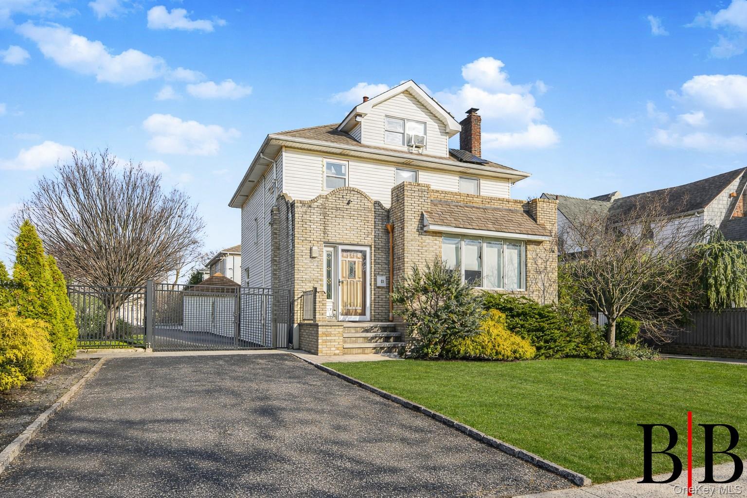 69 Crystal Avenue, Staten Island, NY 10302