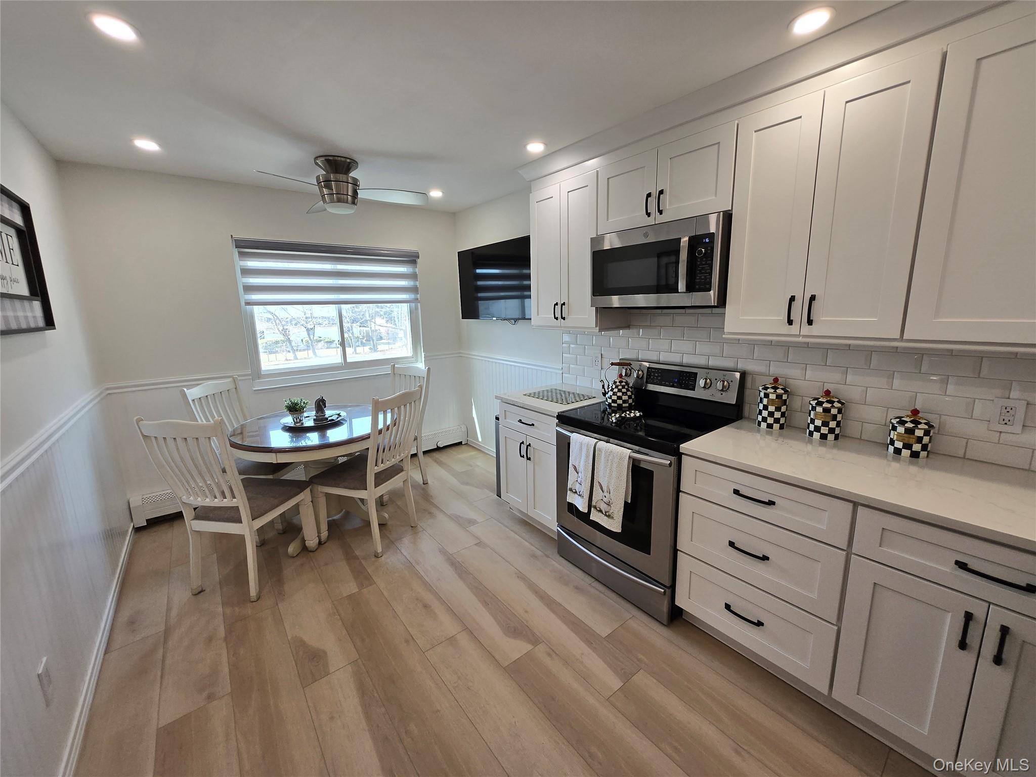 215 Terry Road # 9A, Smithtown, NY 11787