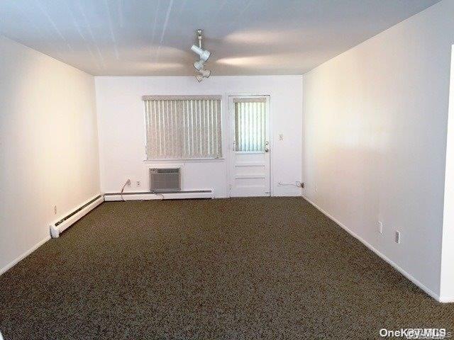 2 Anchorage Lane # 4B, Oyster Bay, NY 11771