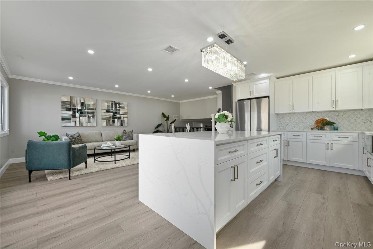 1050 Hastings Street, Baldwin, NY 11510