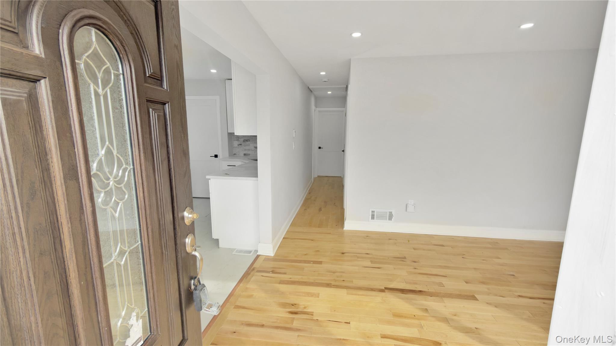 27 Sewell Street, Hempstead, NY 11550