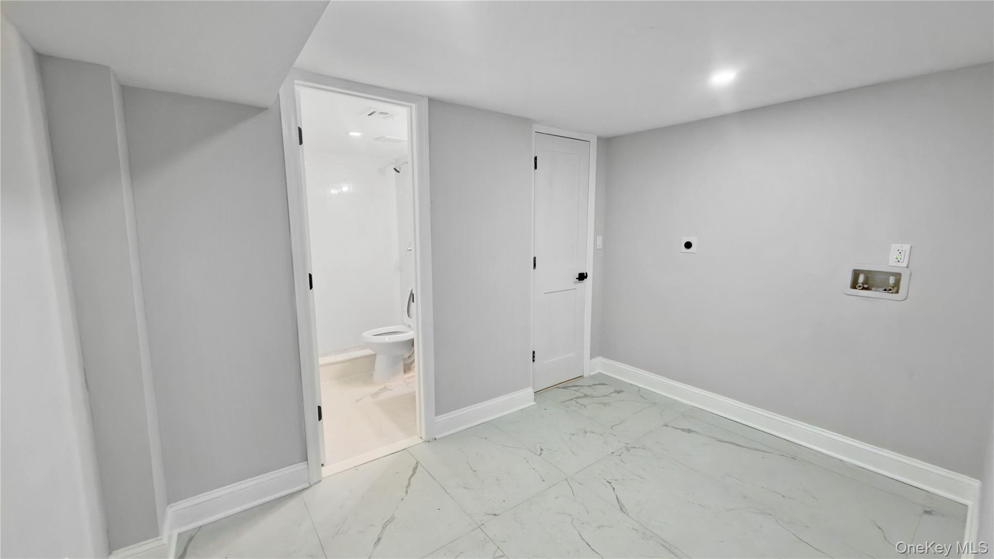 27 Sewell Street, Hempstead, NY 11550