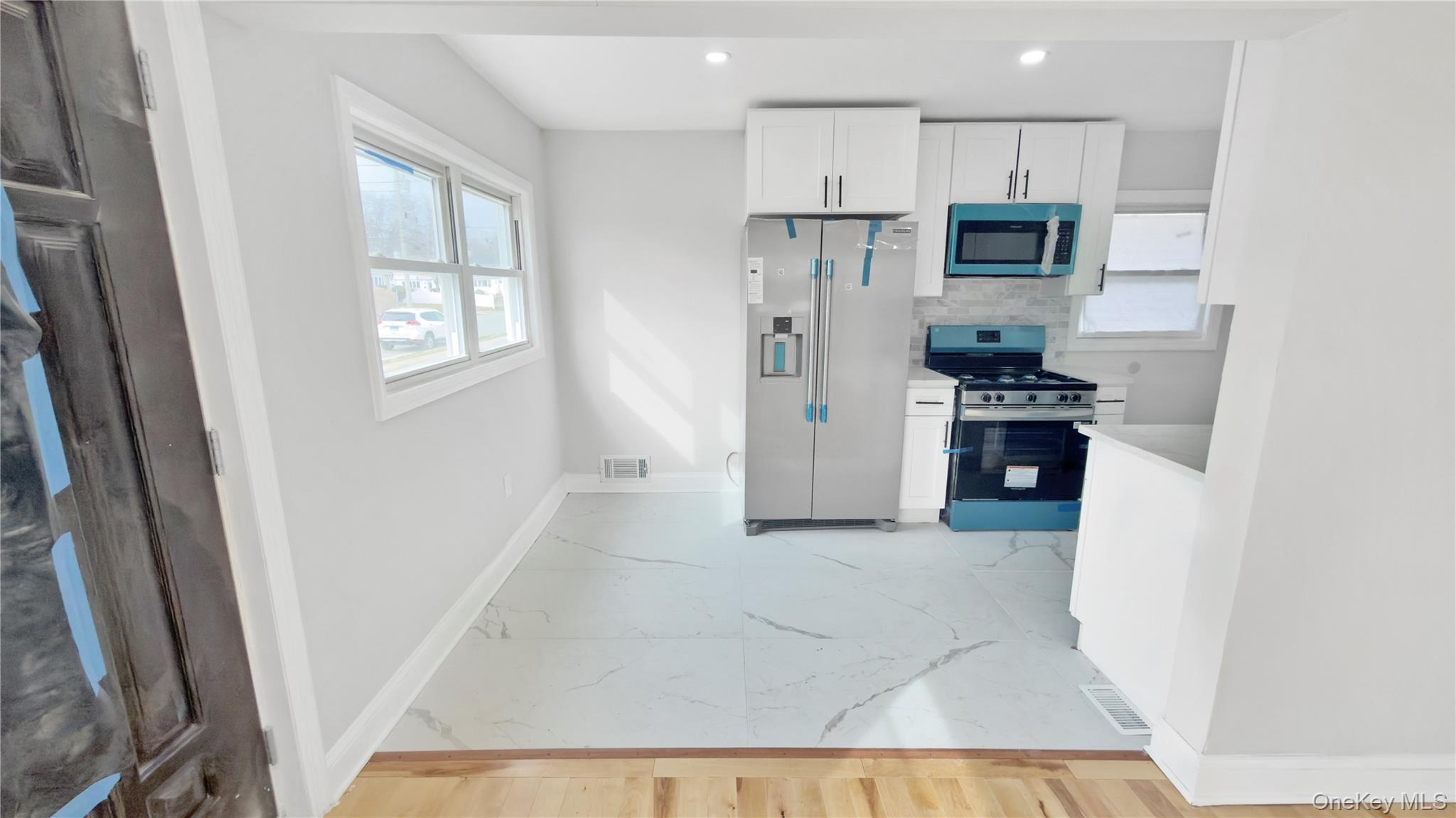 27 Sewell Street, Hempstead, NY 11550