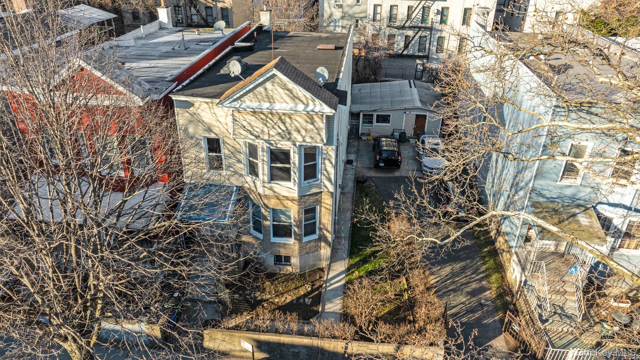 675 E 223rd Street, Bronx, NY 10466