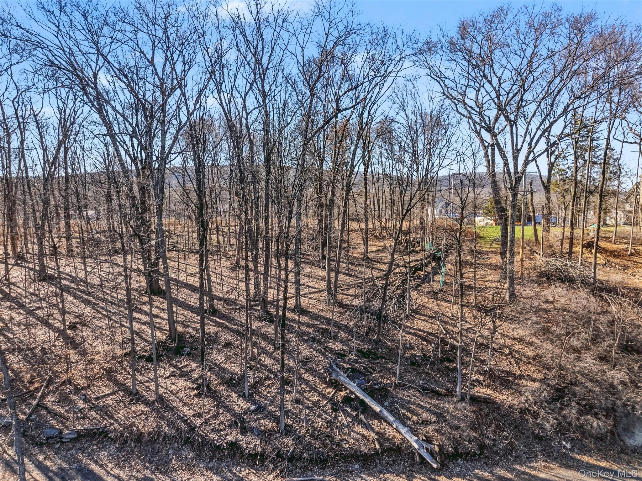 3550 Us Highway 9W, Highland, NY 12528