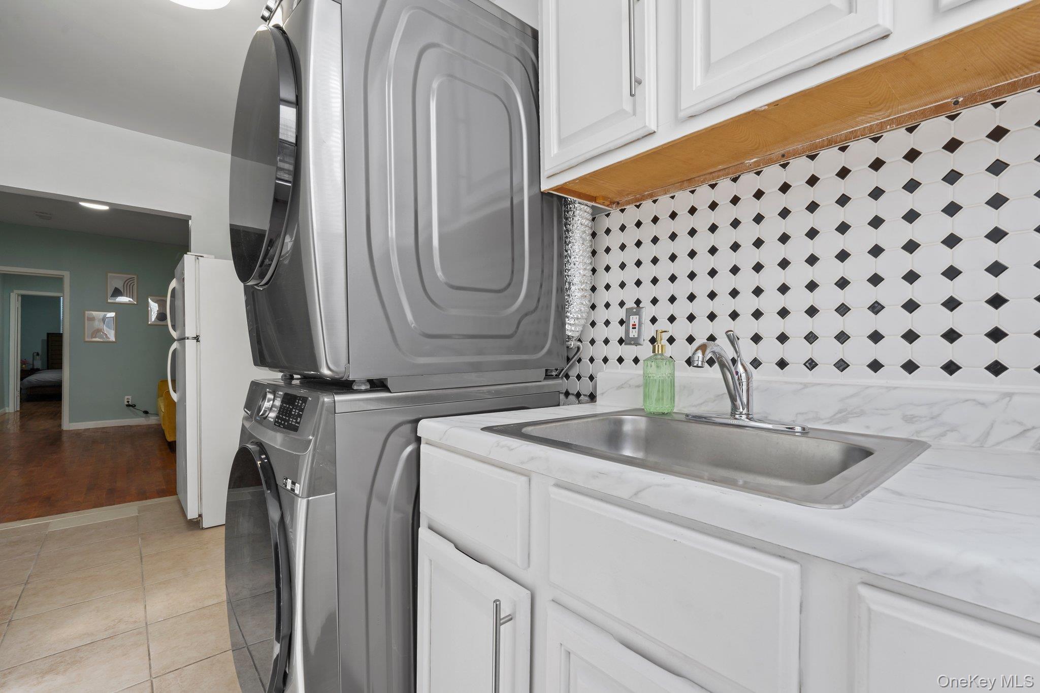 180 Sumpter Street, Brooklyn, NY 11233