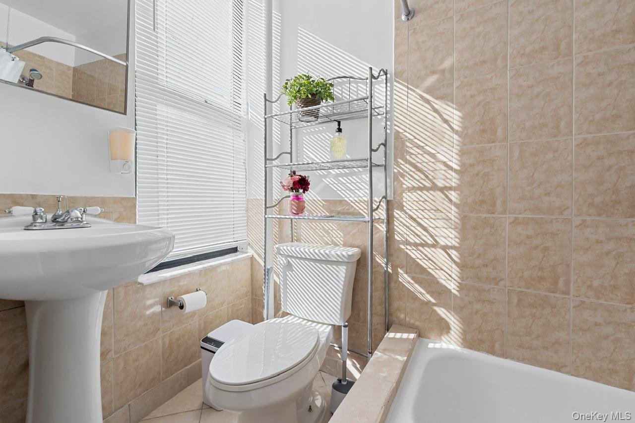 180 Sumpter Street, Brooklyn, NY 11233