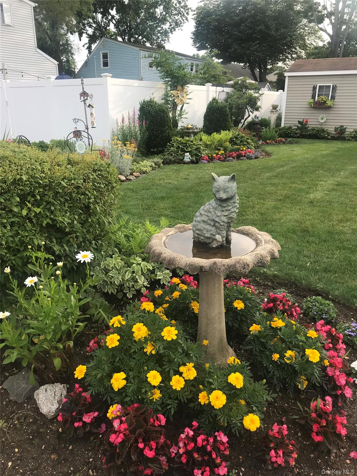 2002 Murray Place, Merrick, NY 11566