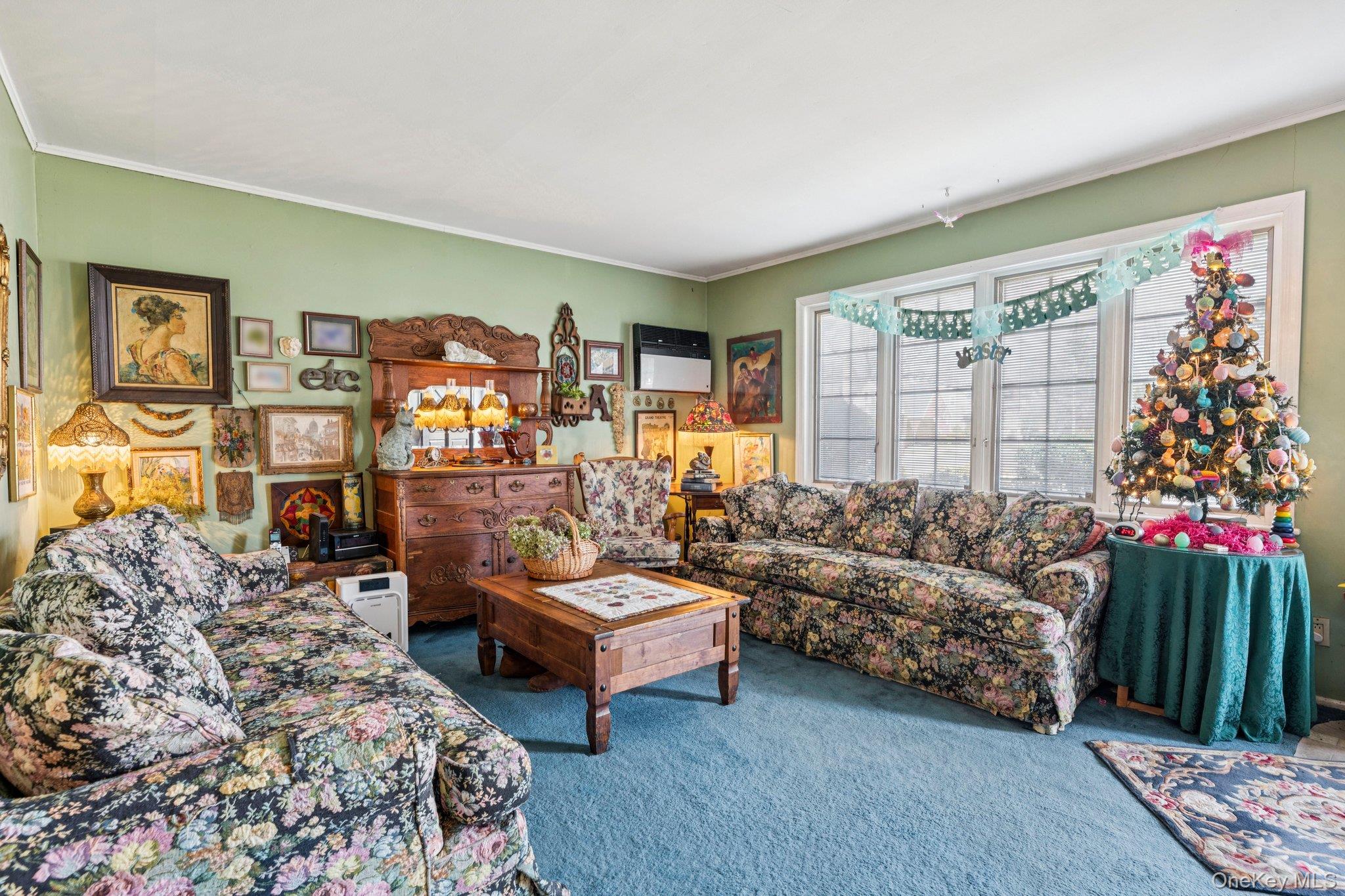 2002 Murray Place, Merrick, NY 11566